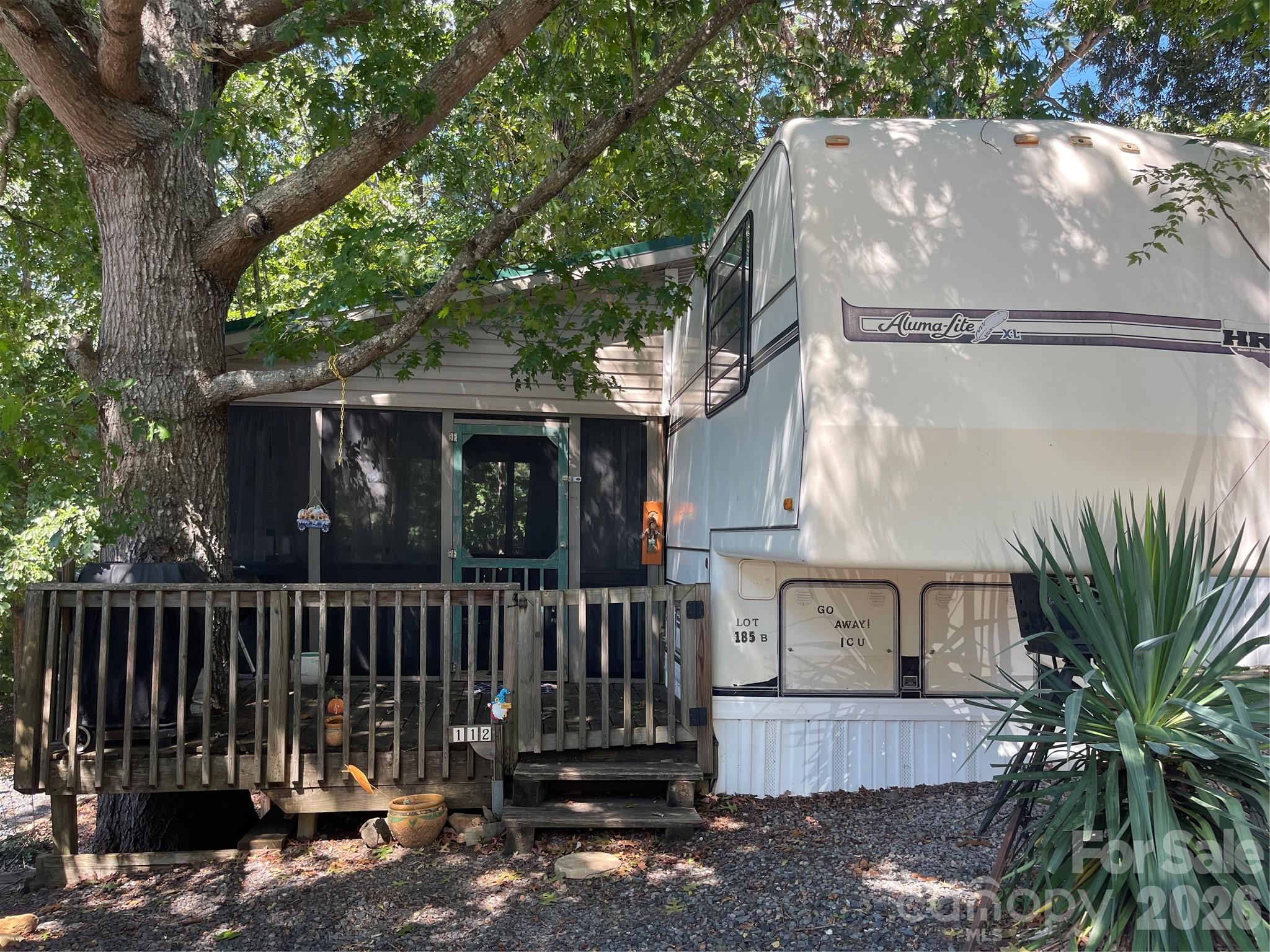 112 Deerfield Drive #185B — New London
