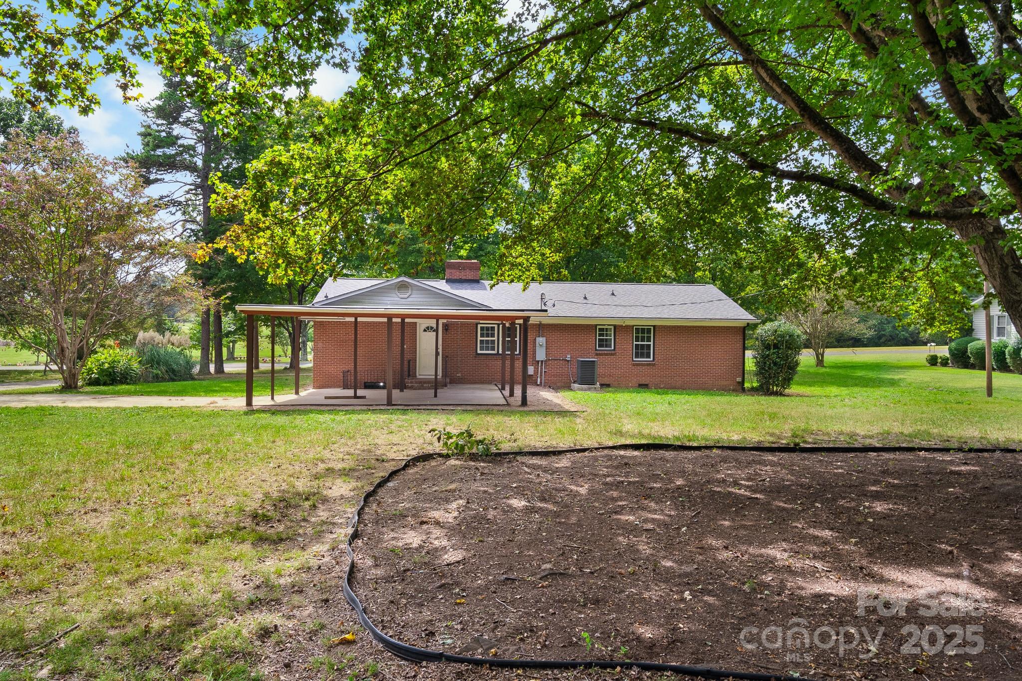 4355 Franklin Community Center Road — Salisbury