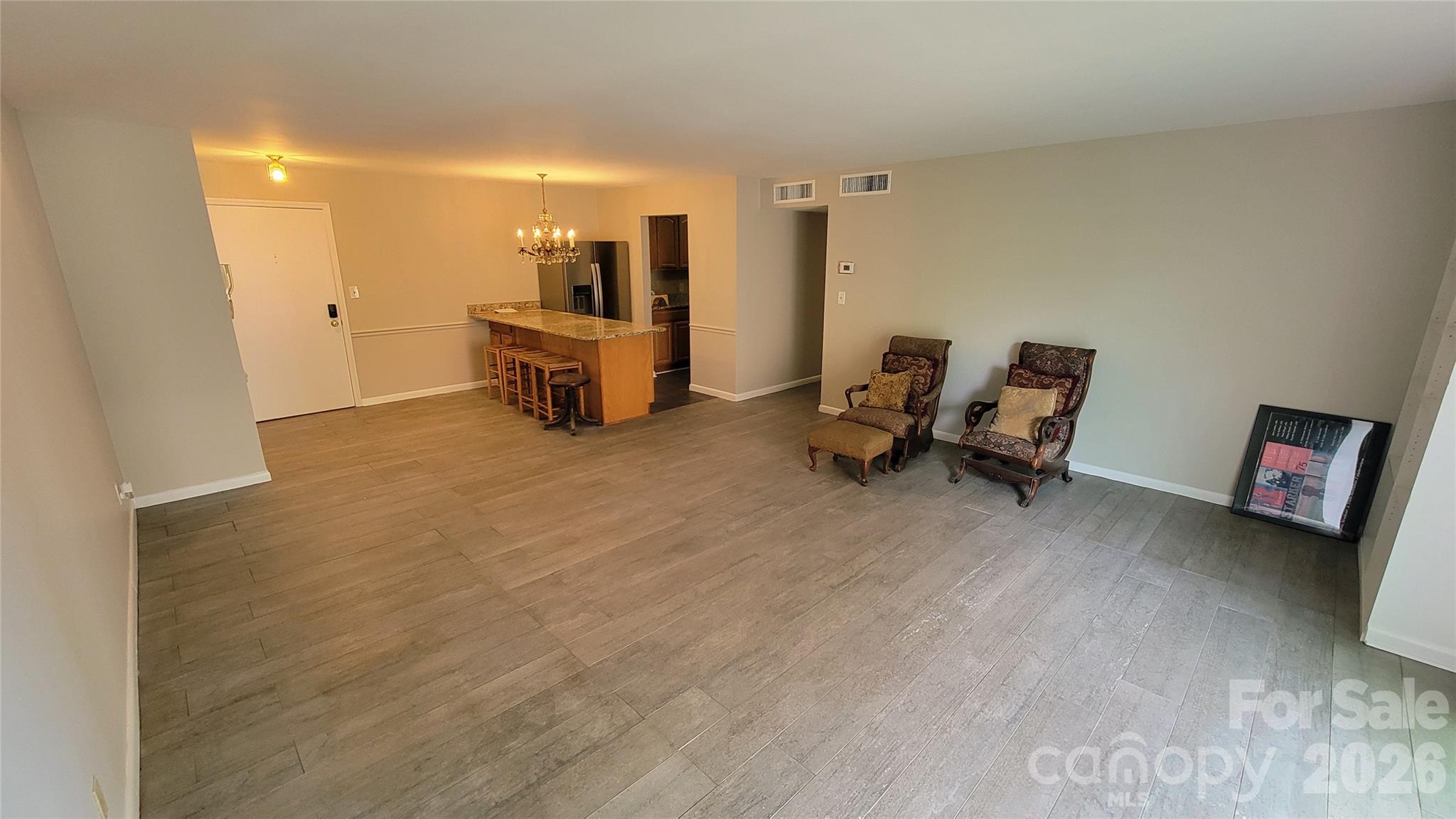 1323 Queens Road #320 — Charlotte