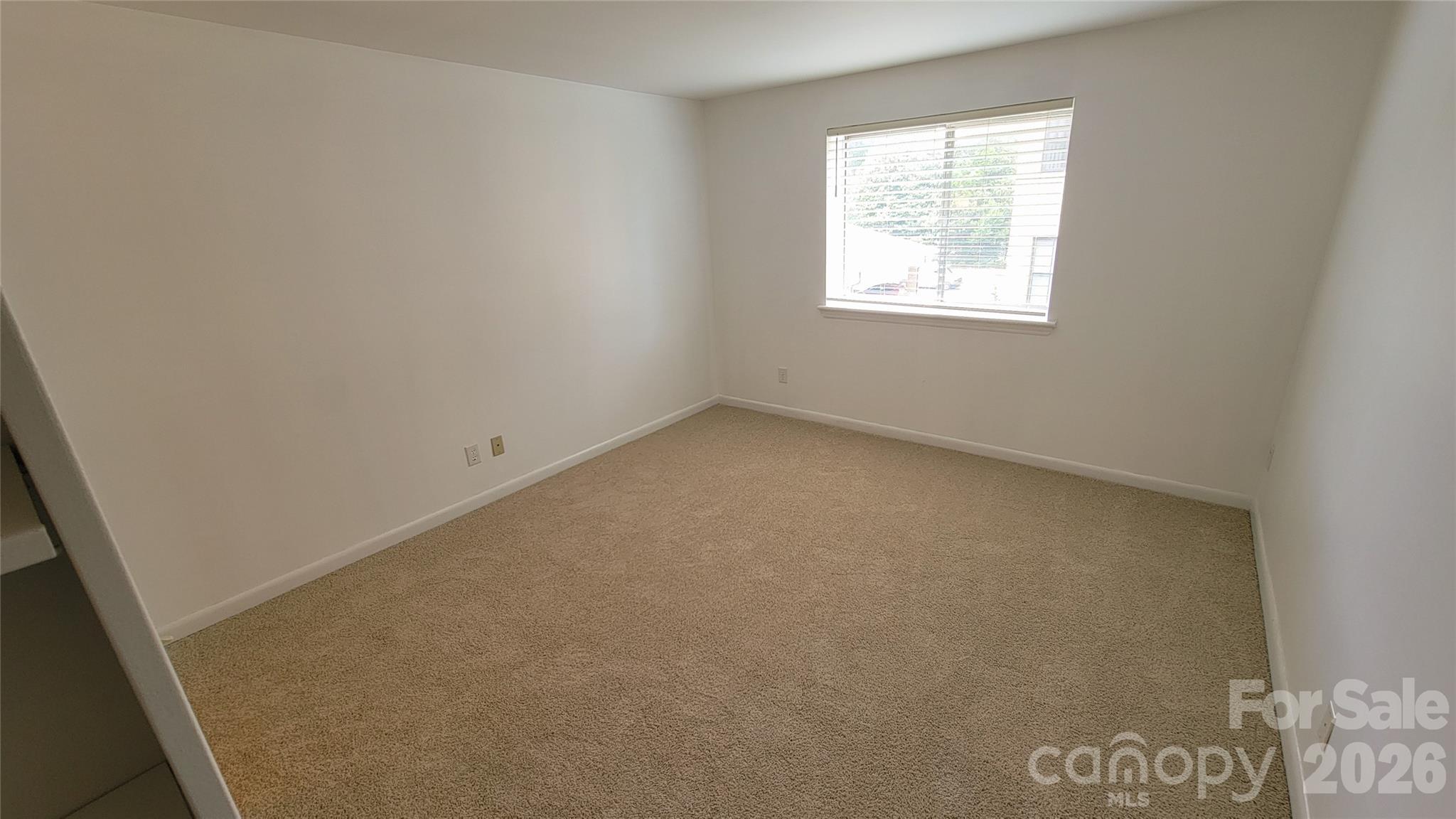 1323 Queens Road #320 — Charlotte