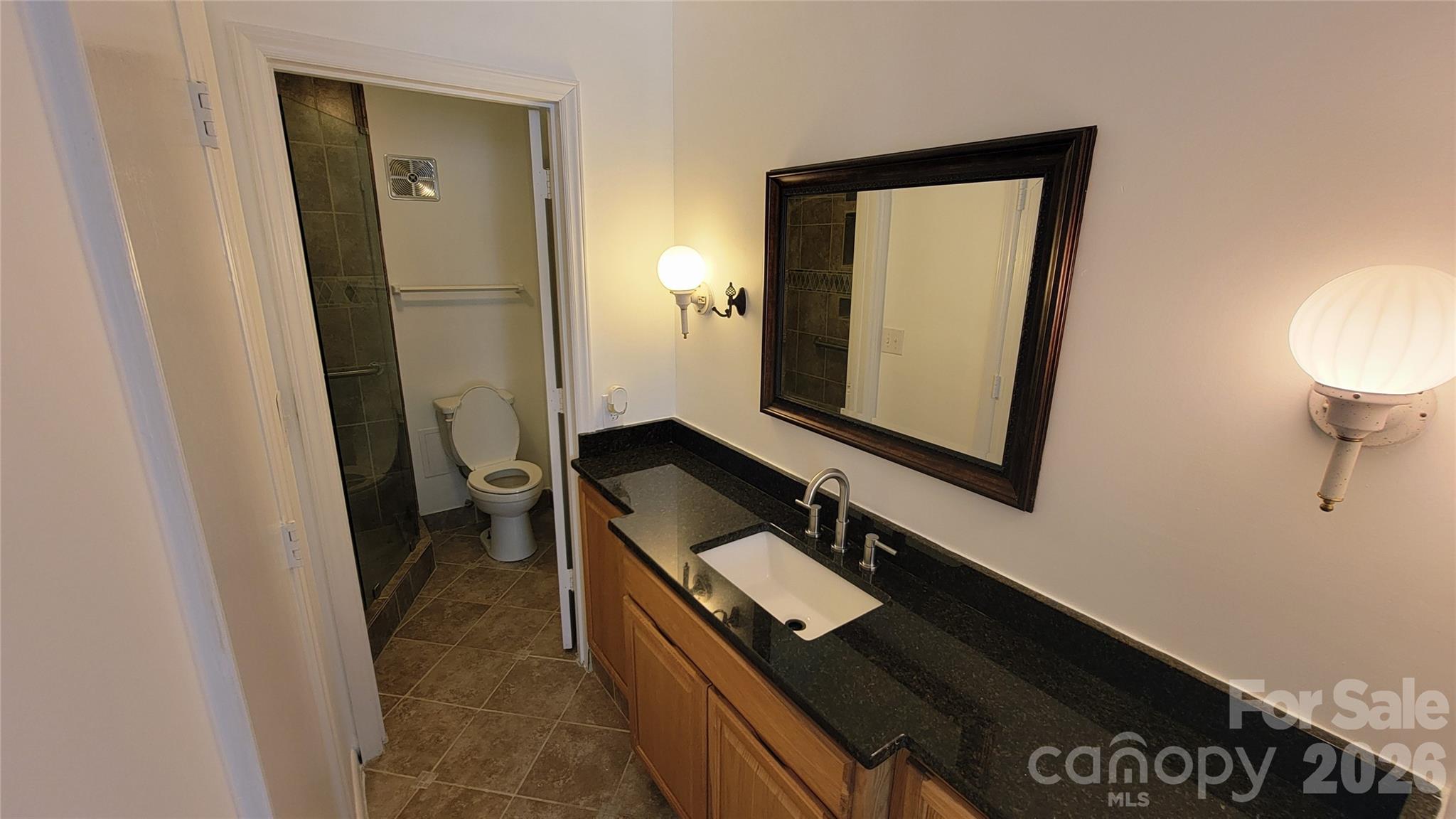 1323 Queens Road #320 — Charlotte