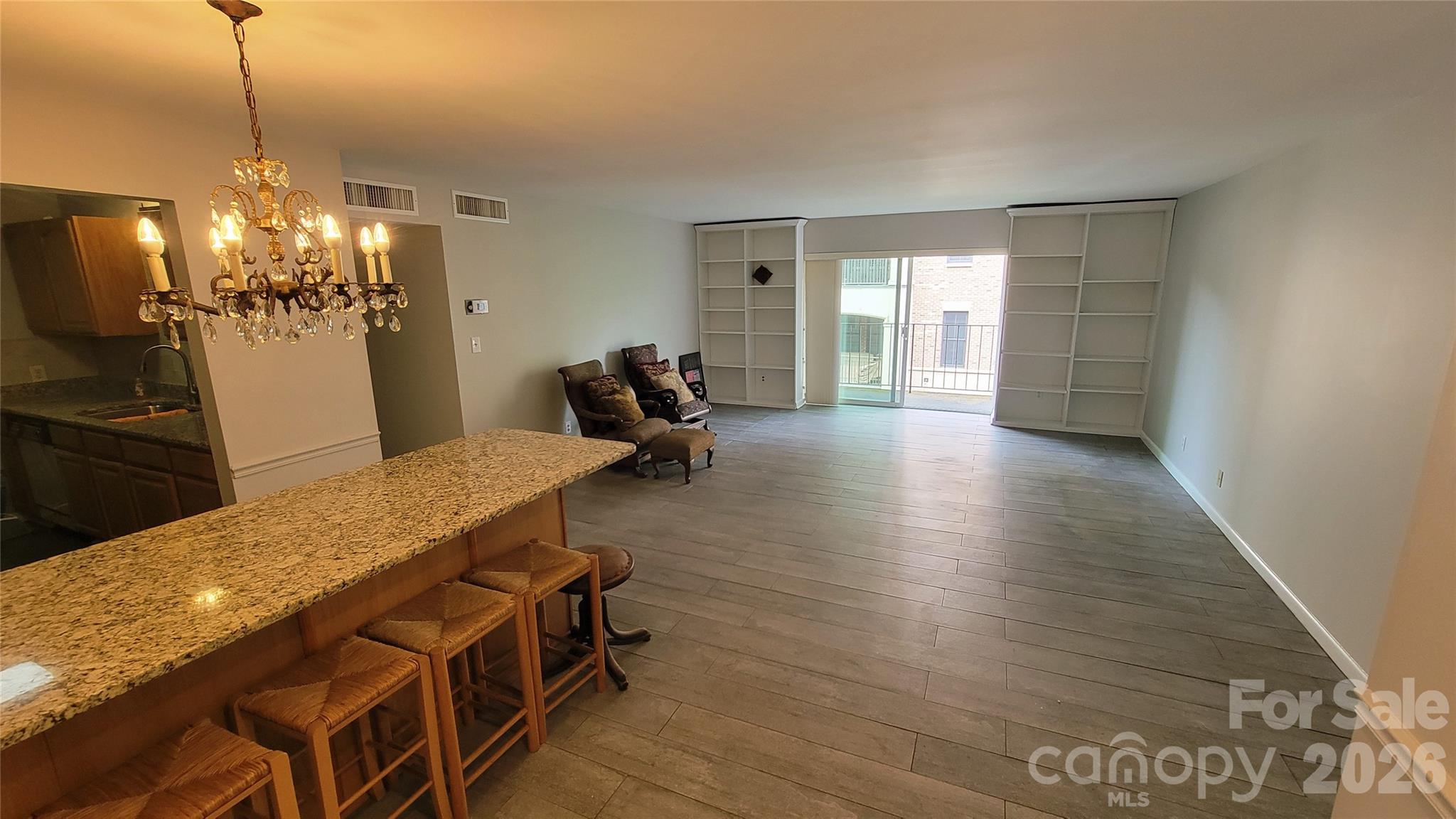1323 Queens Road #320 — Charlotte