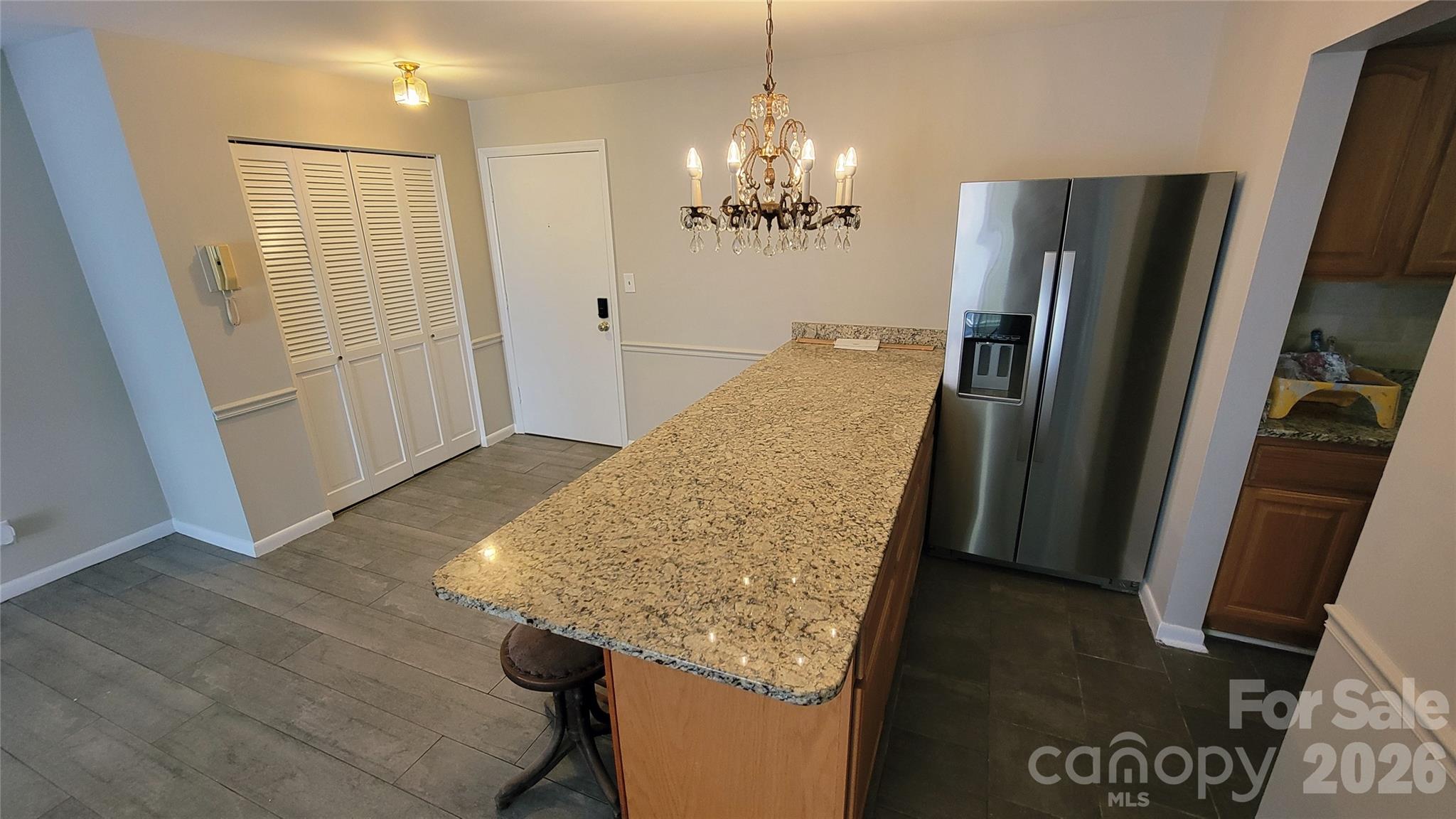 1323 Queens Road #320 — Charlotte