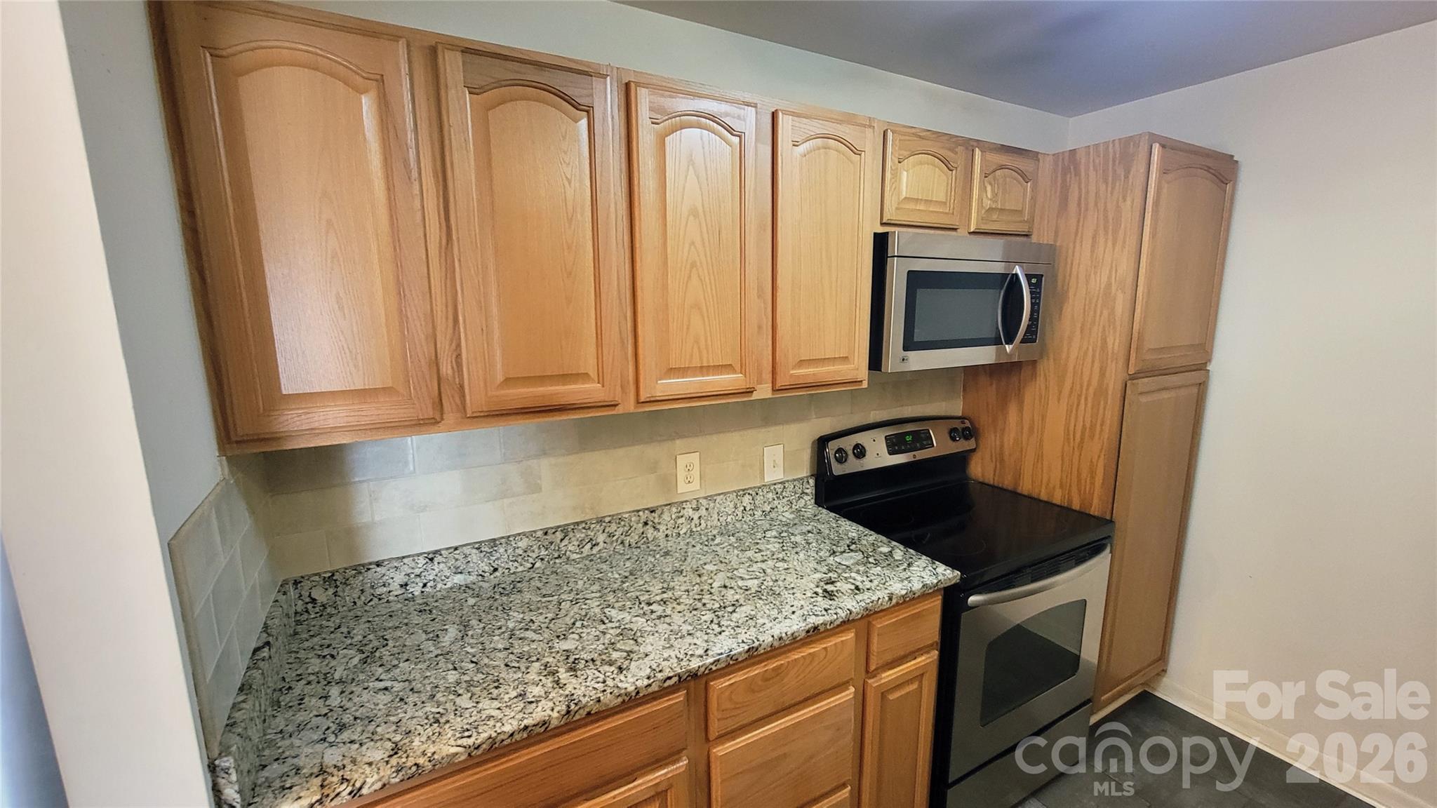 1323 Queens Road #320 — Charlotte