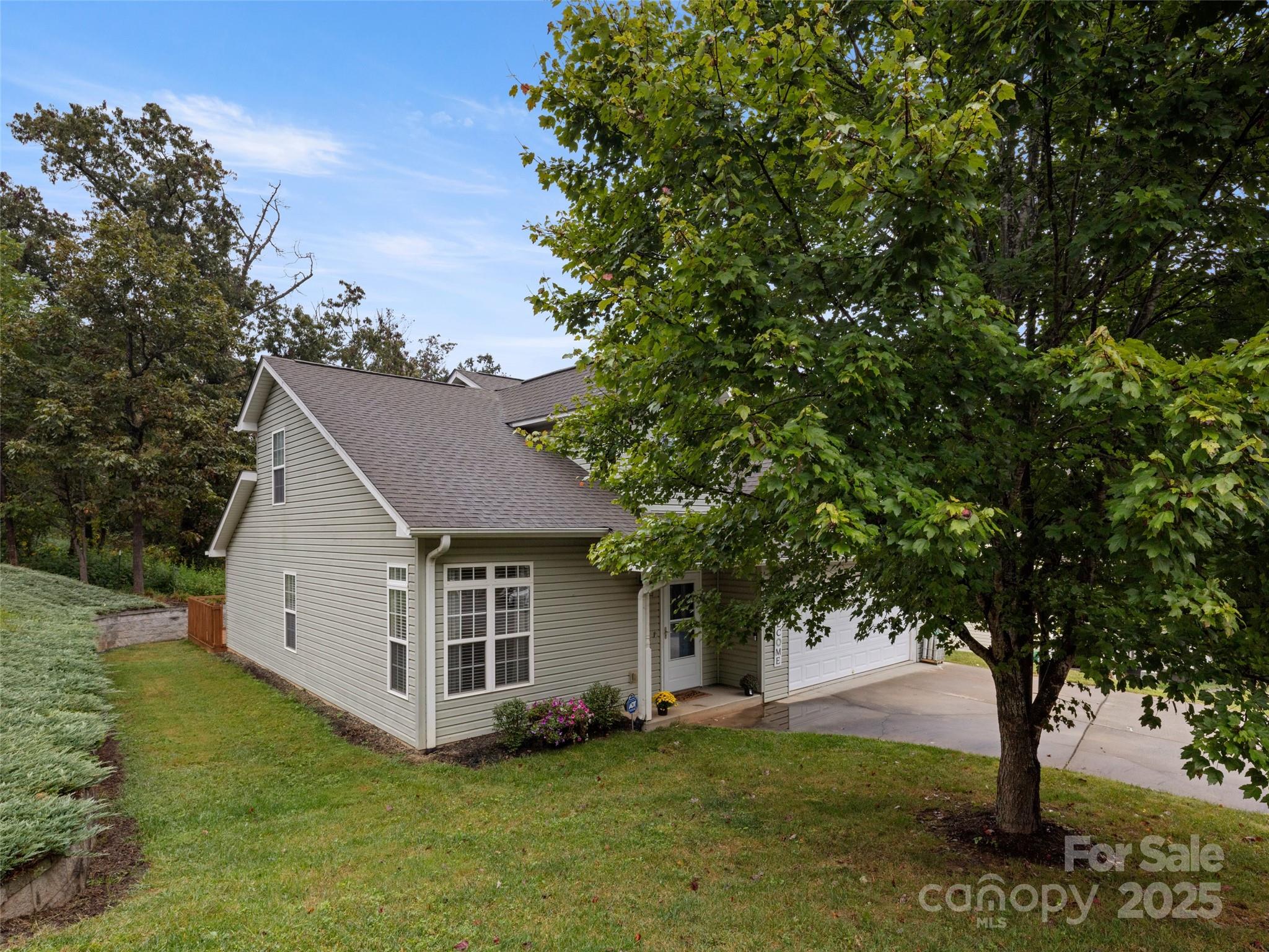 50 Ridgeland Lane — Asheville