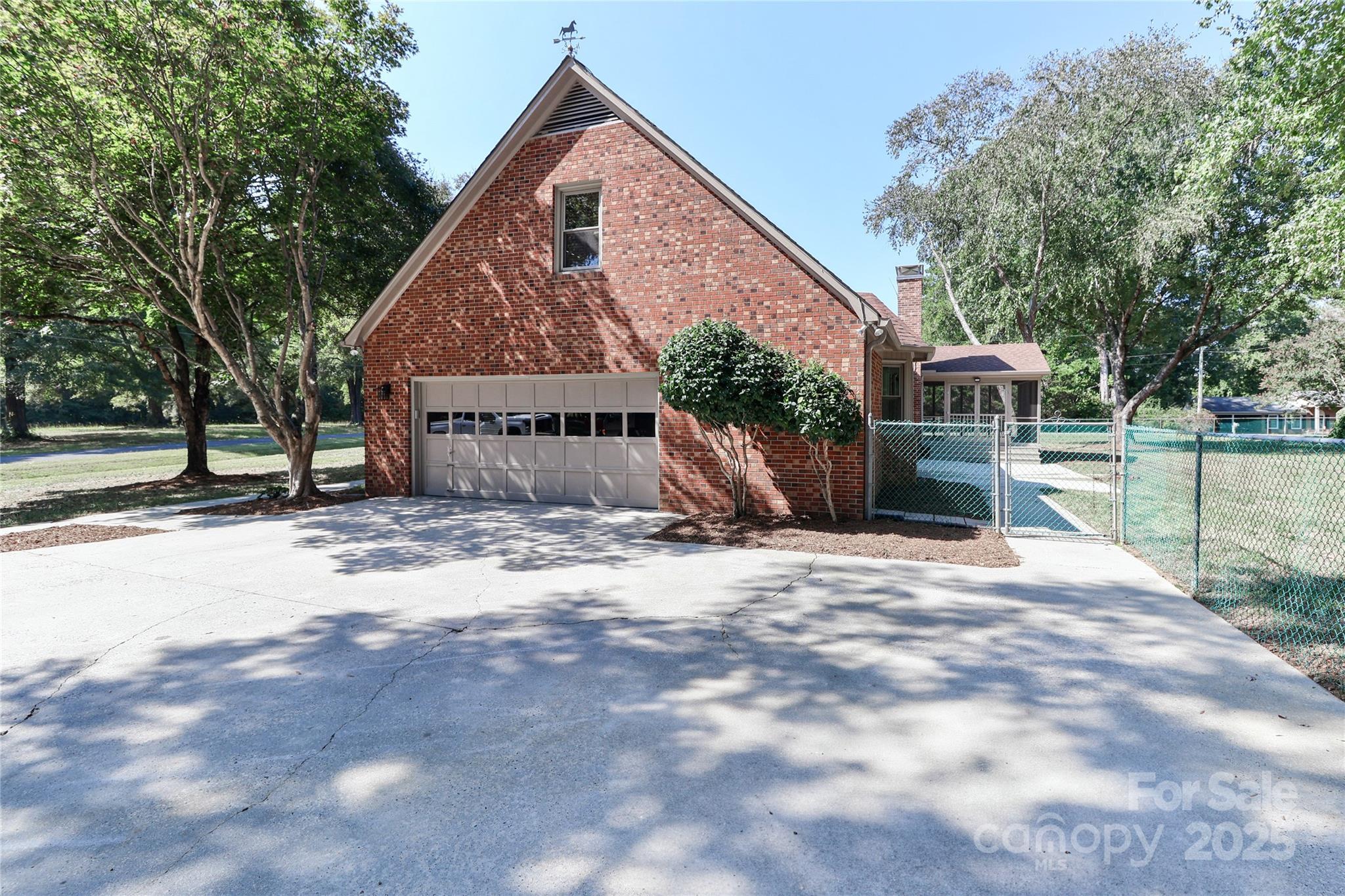 1051 Michael Avenue — Concord