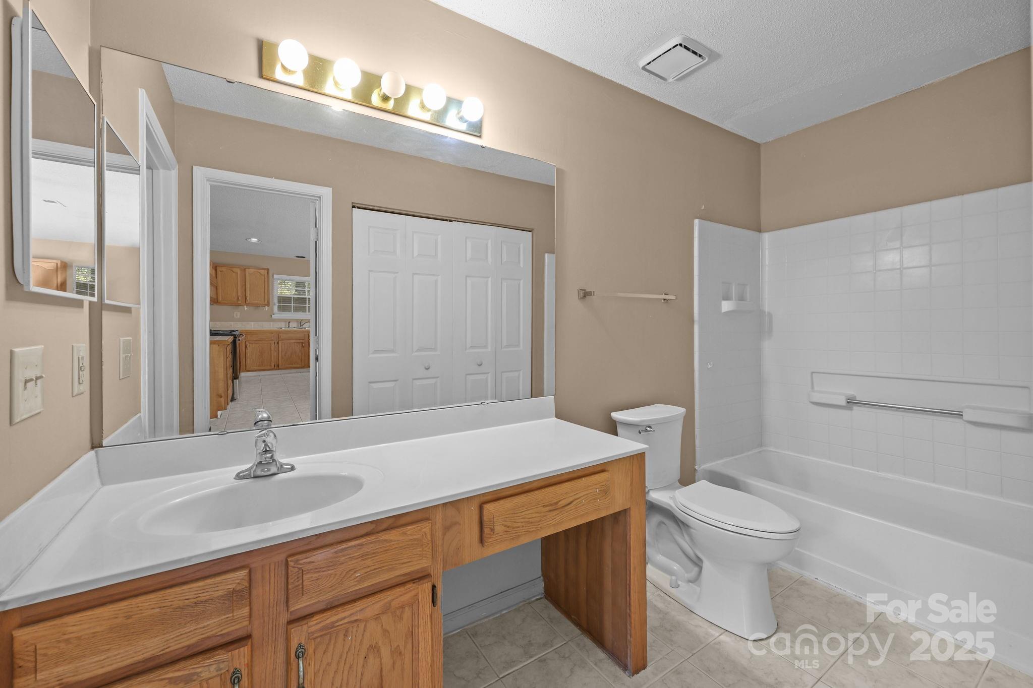3649 Huyton Court — Charlotte