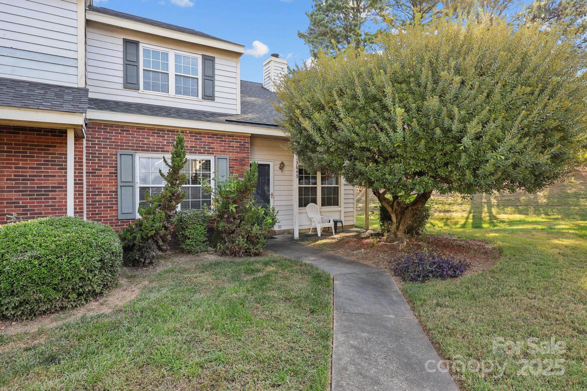 3649 Huyton Court — Charlotte