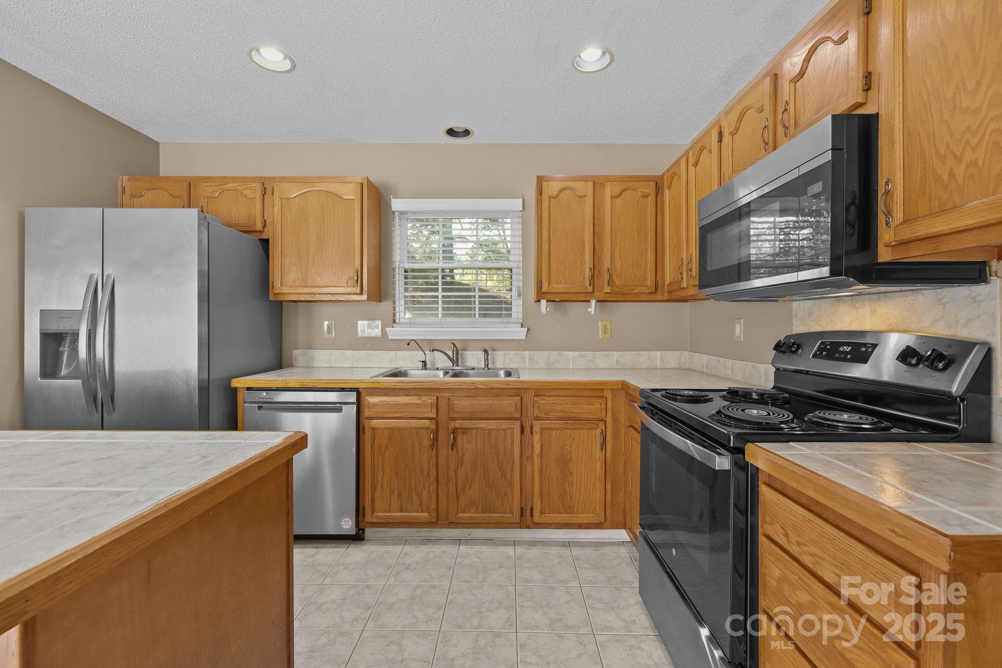 3649 Huyton Court — Charlotte