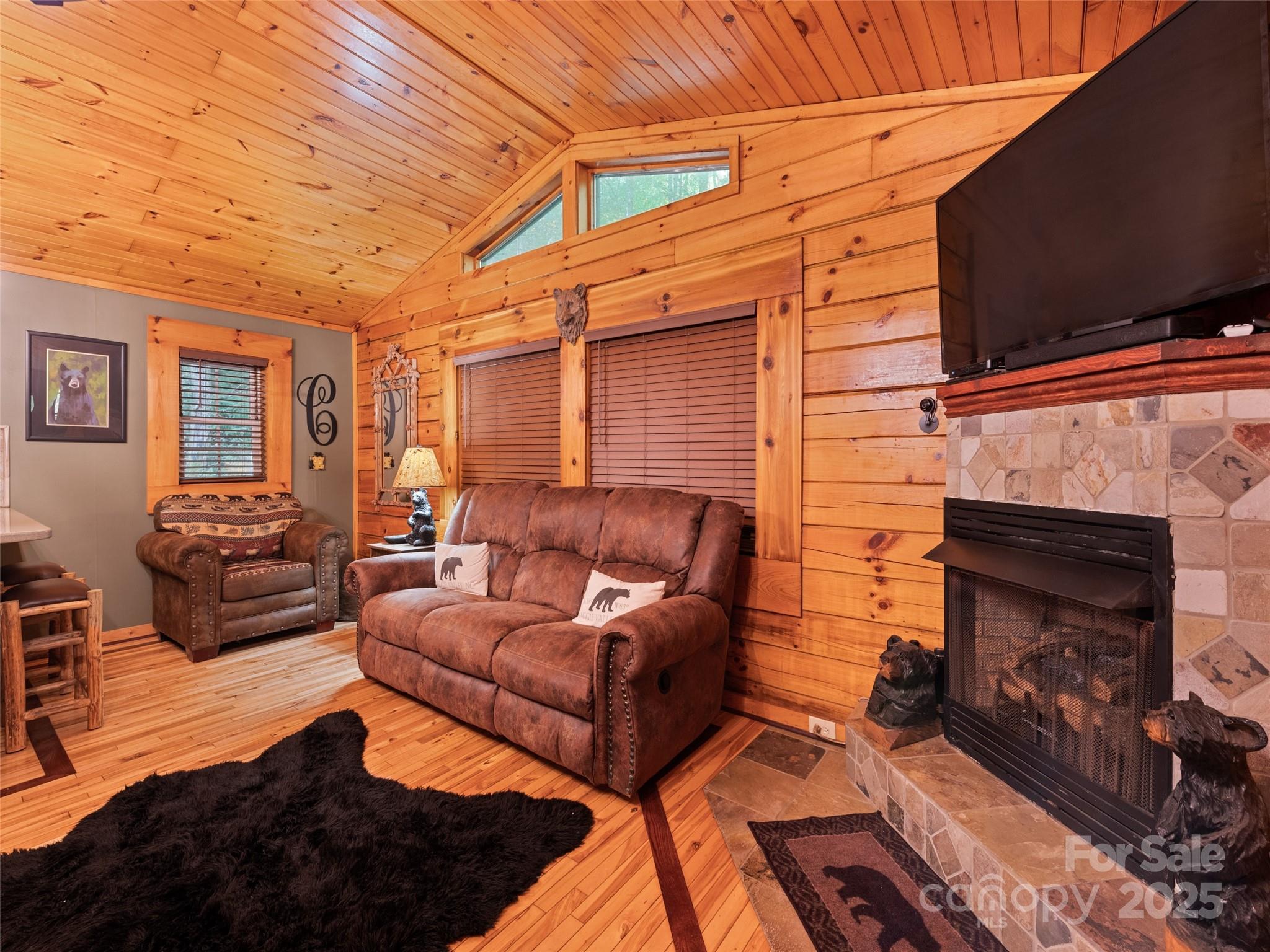839 Wolf Laurel Drive — Maggie Valley