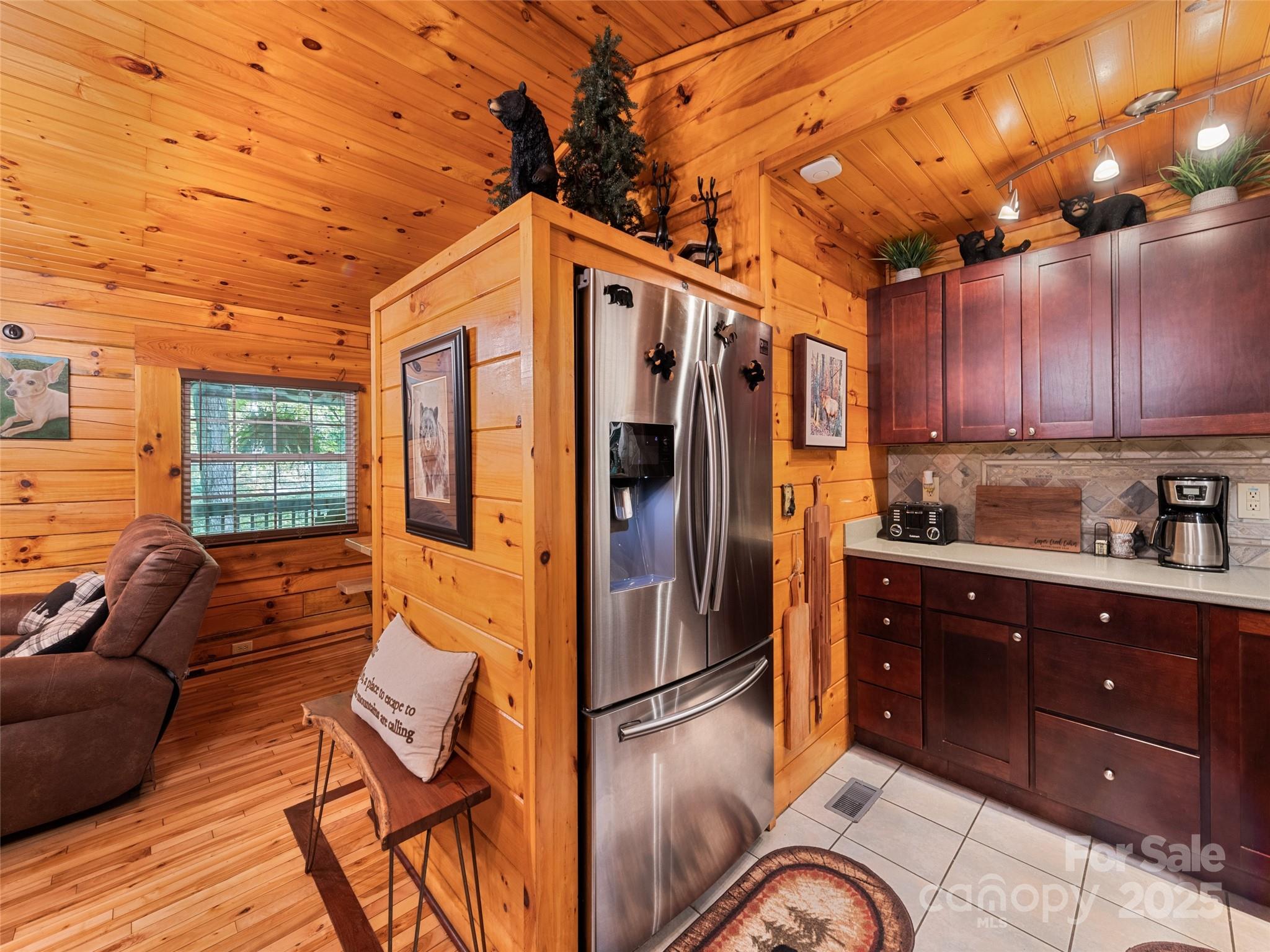 839 Wolf Laurel Drive — Maggie Valley