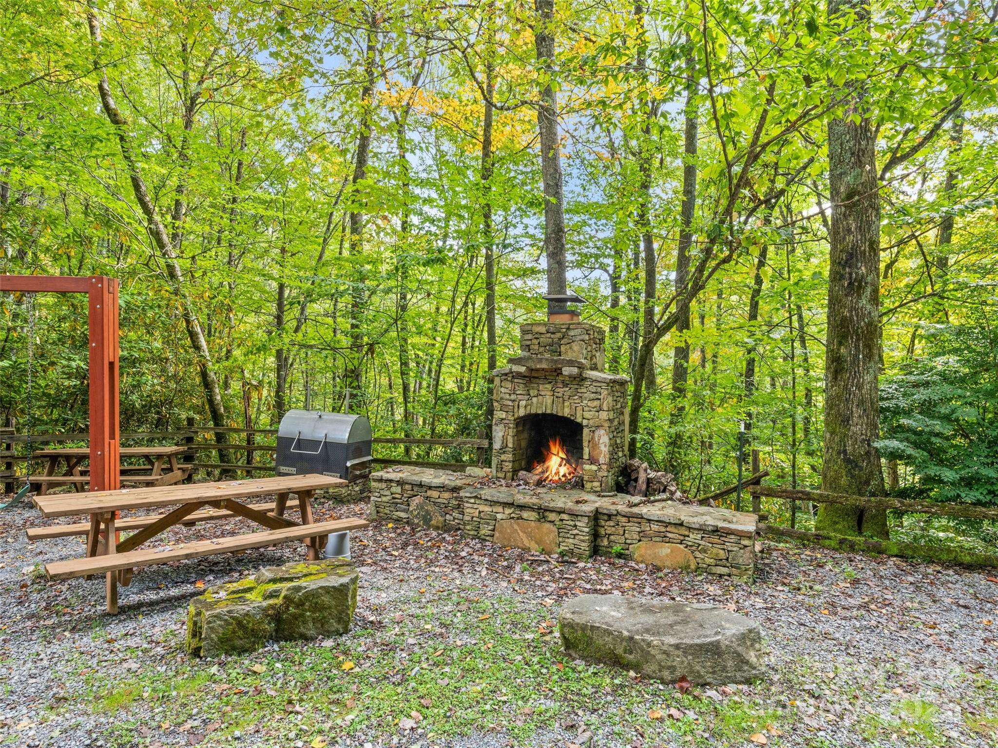 839 Wolf Laurel Drive — Maggie Valley