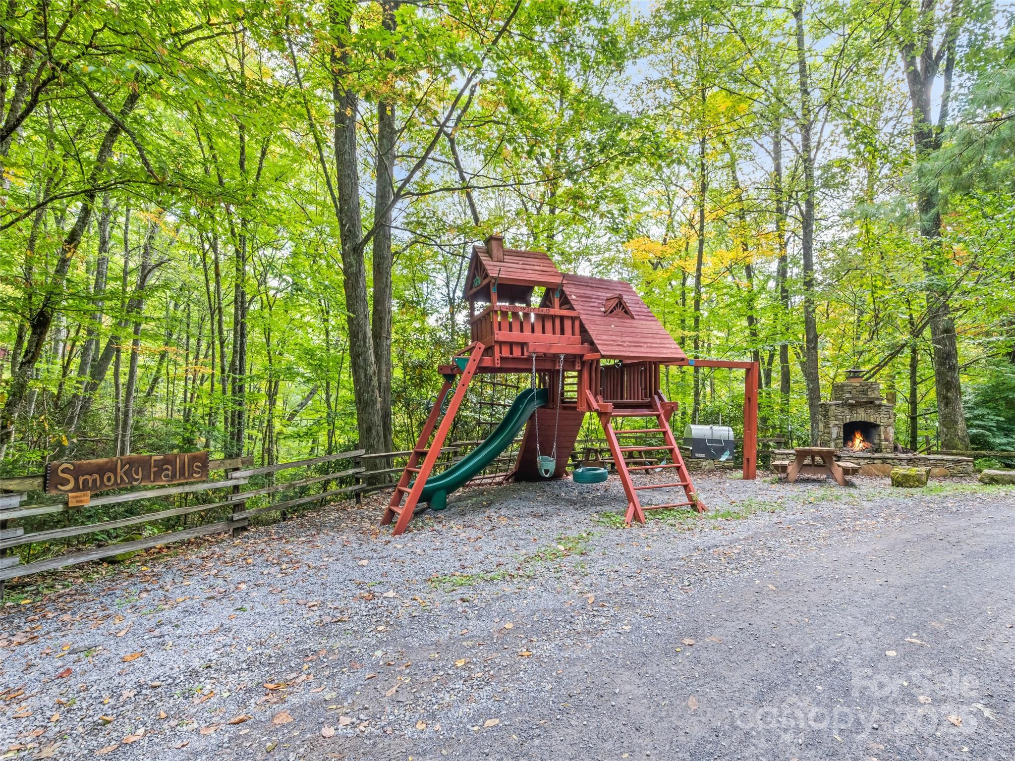 839 Wolf Laurel Drive — Maggie Valley