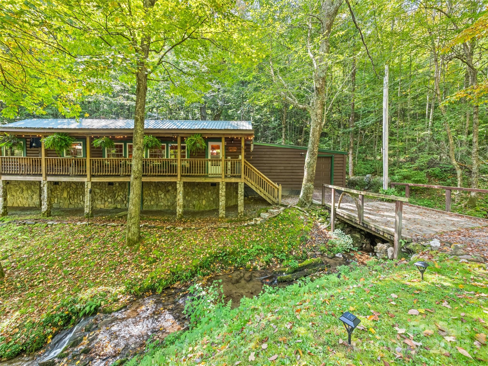 839 Wolf Laurel Drive — Maggie Valley