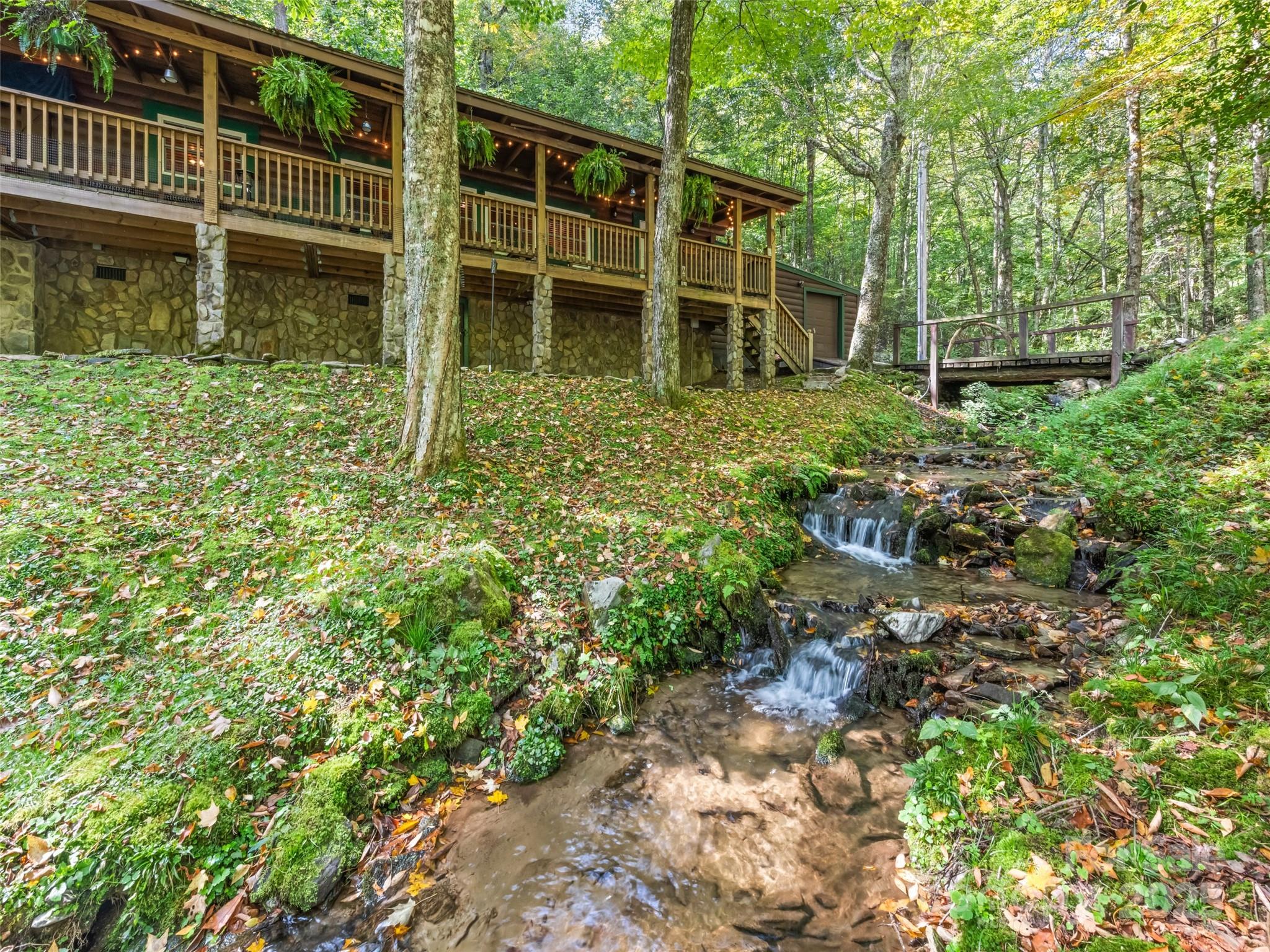 839 Wolf Laurel Drive — Maggie Valley