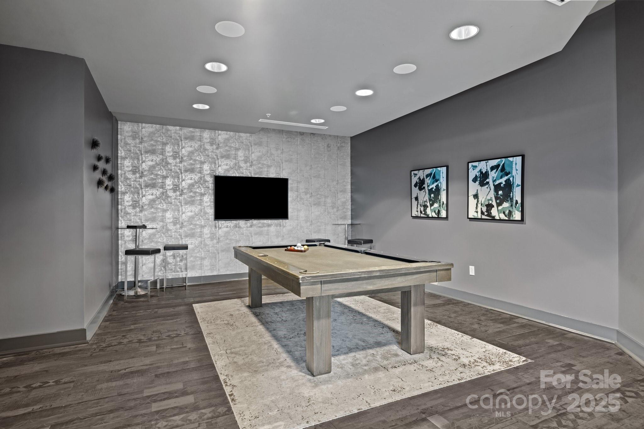 210 N Church Street #1105 — Charlotte