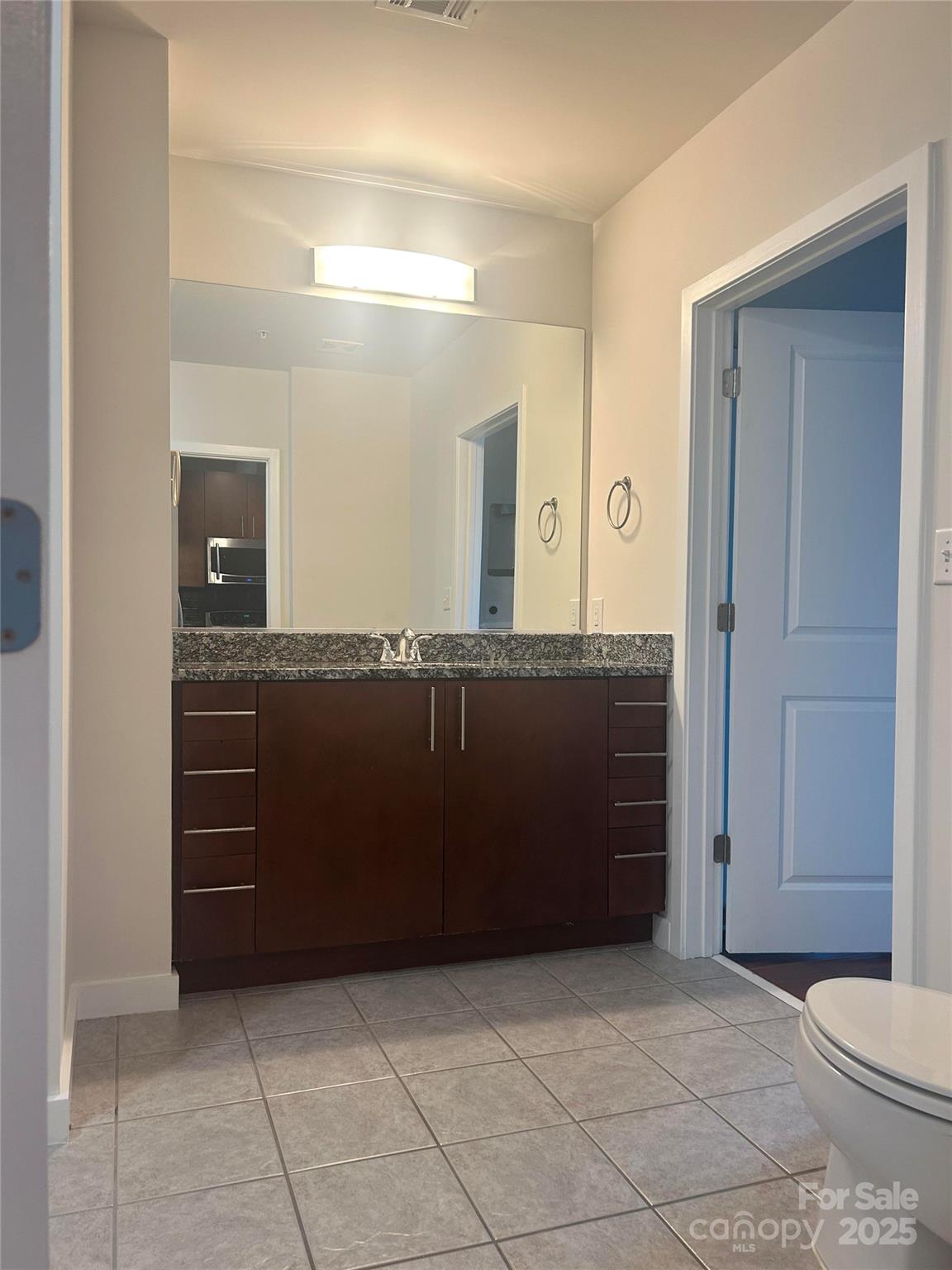 210 N Church Street #1105 — Charlotte