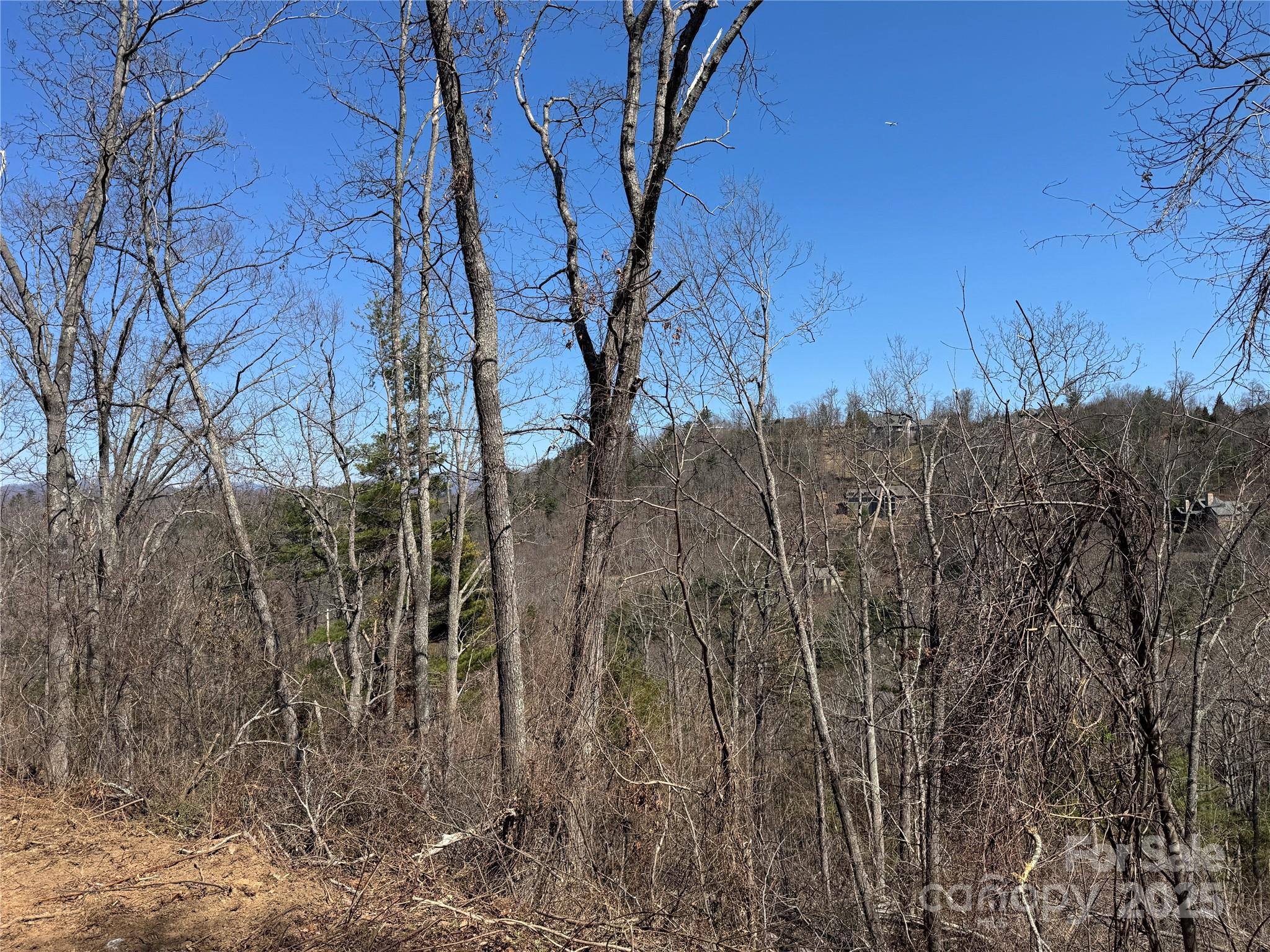 140 Summit Tower Circle — Asheville