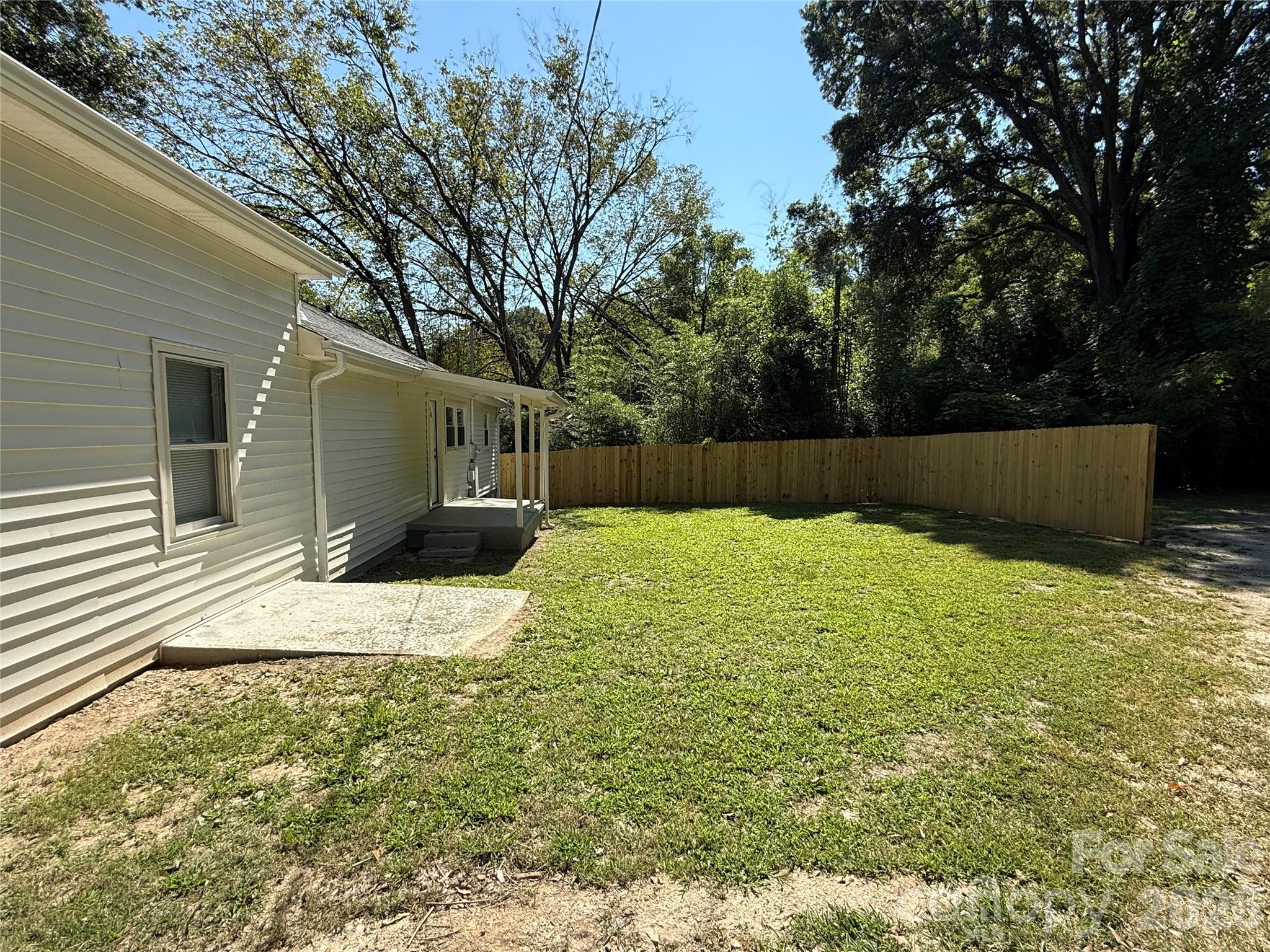 1555 Collinston Drive — Gastonia