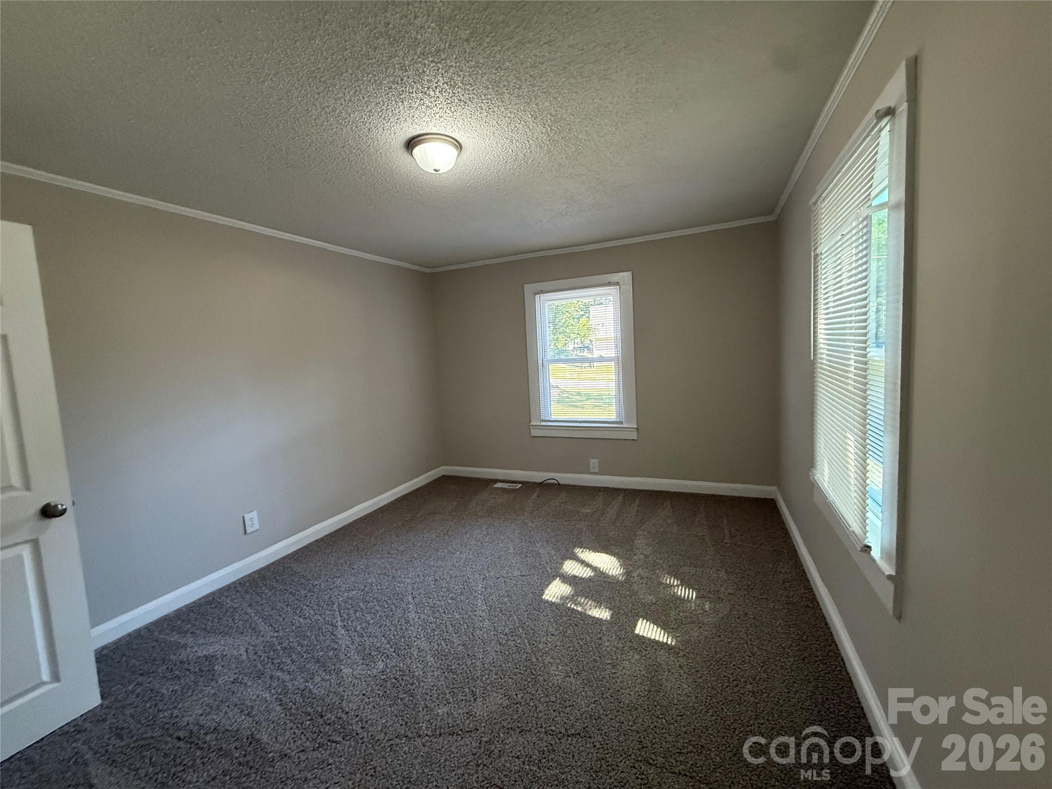 1555 Collinston Drive — Gastonia