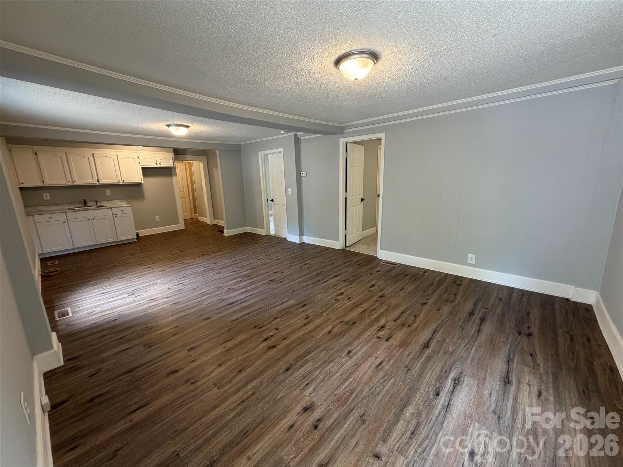 1555 Collinston Drive — Gastonia