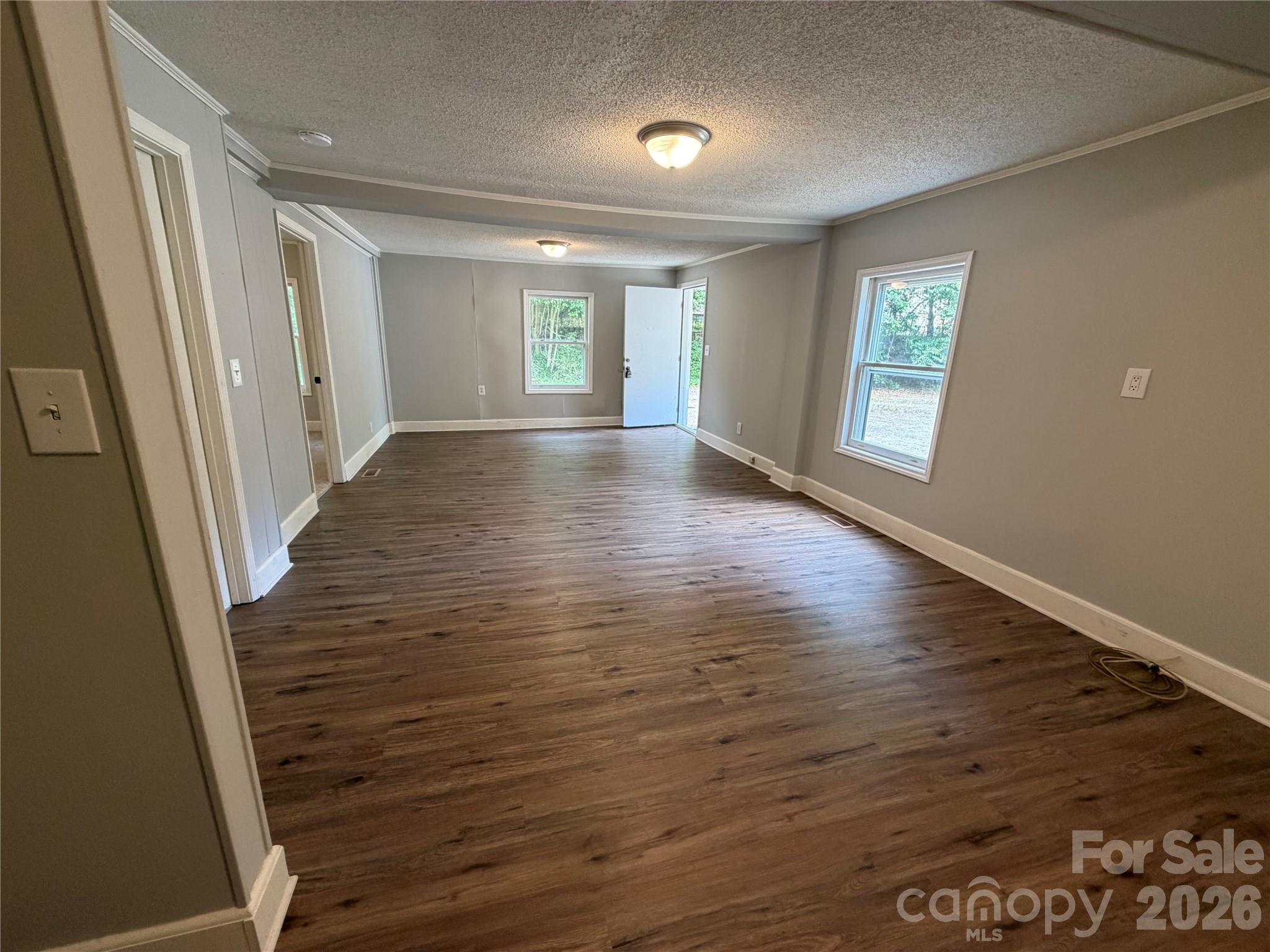 1555 Collinston Drive — Gastonia