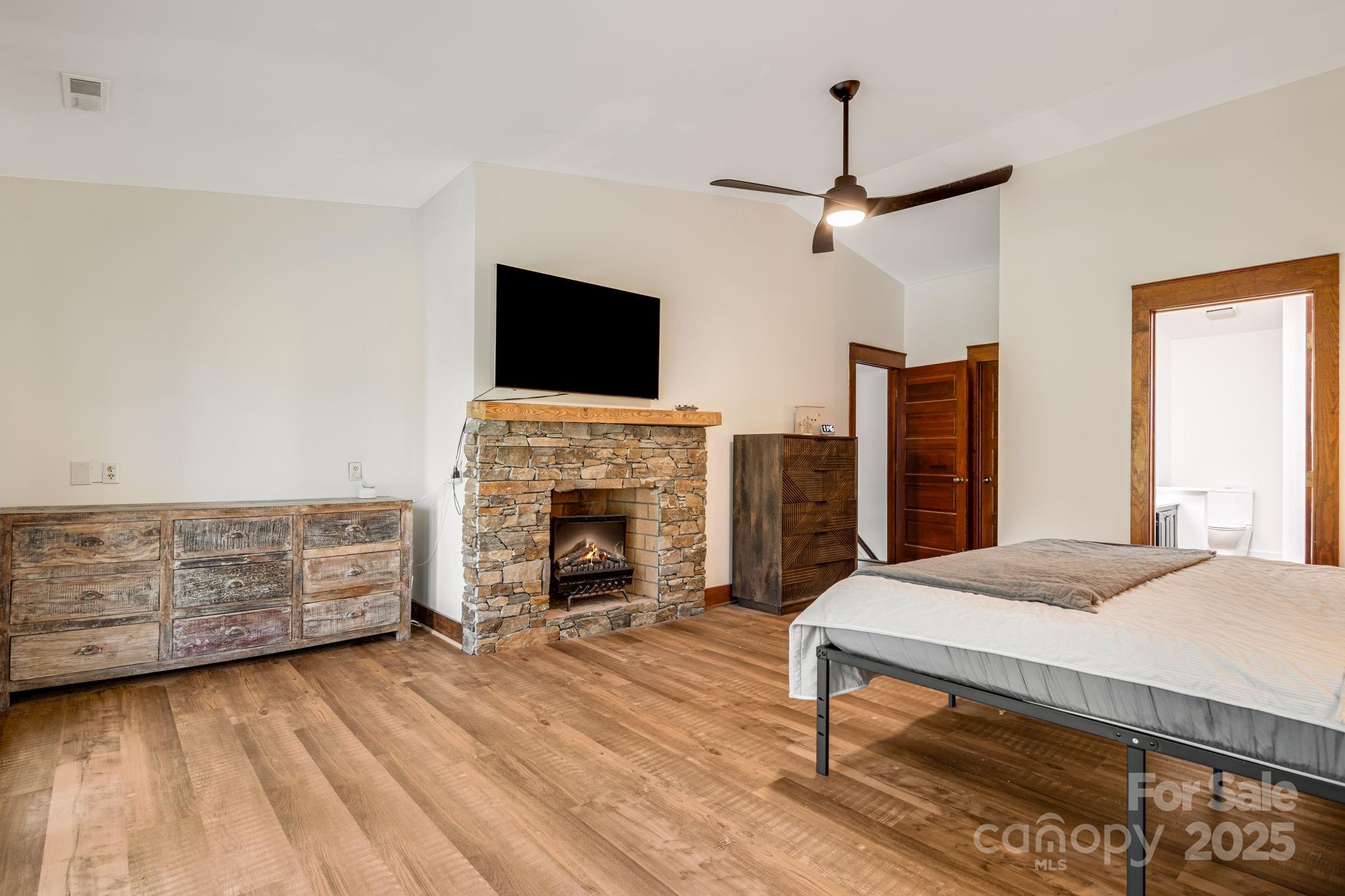 131 Jonadel Court — Lake Lure