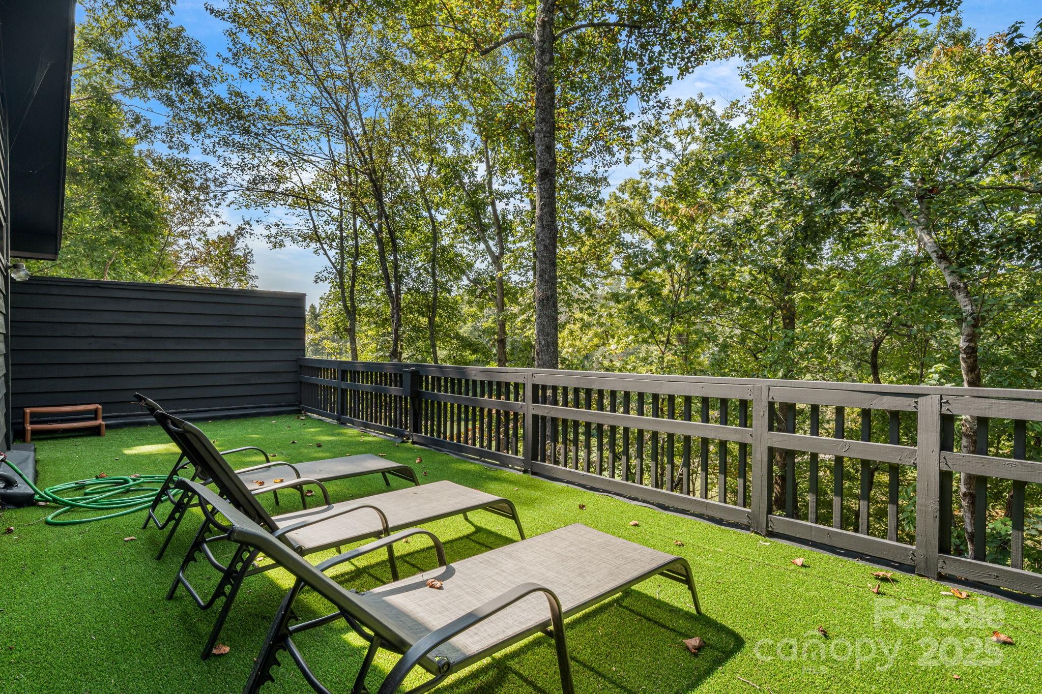131 Jonadel Court — Lake Lure