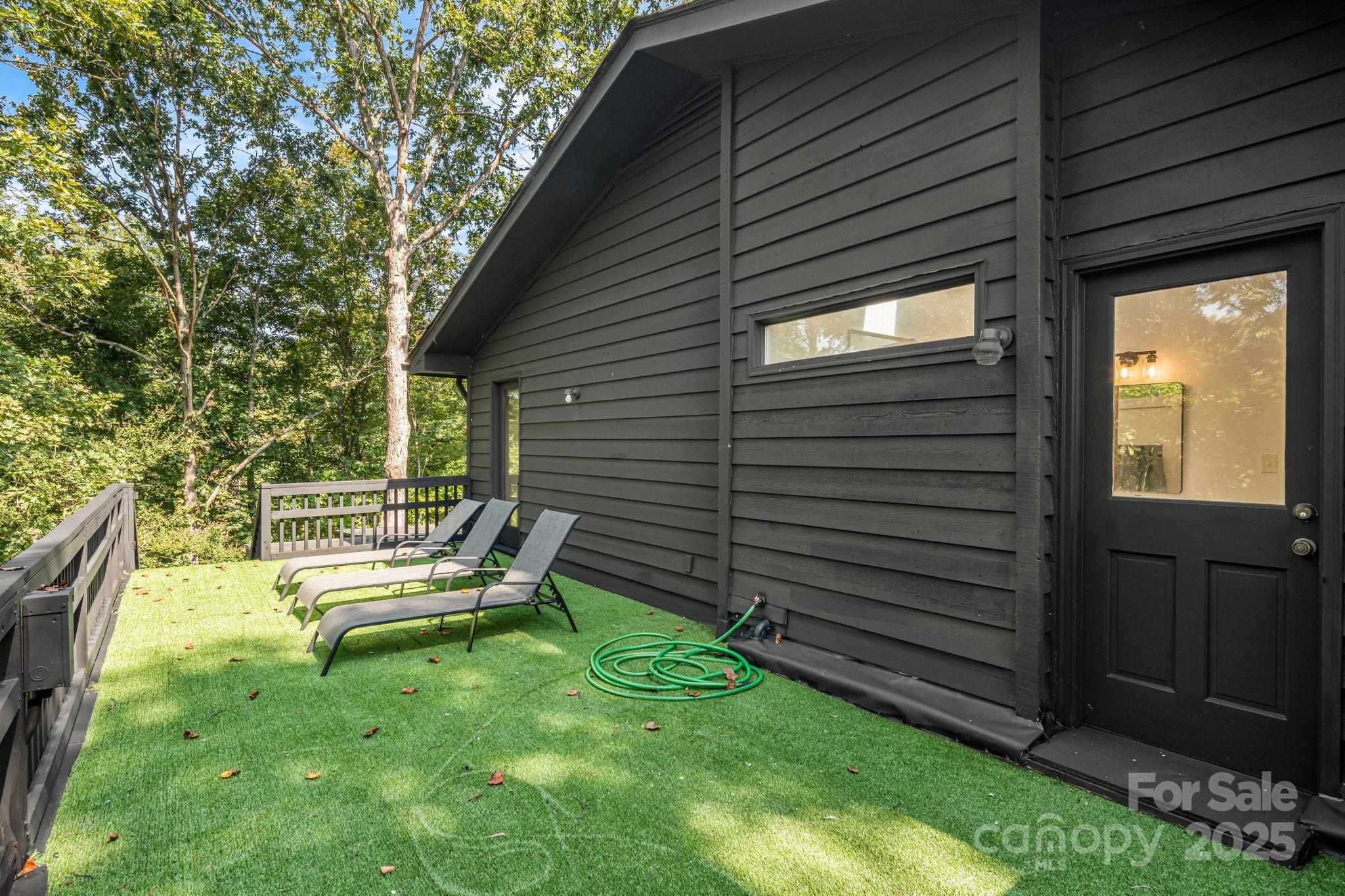 131 Jonadel Court — Lake Lure