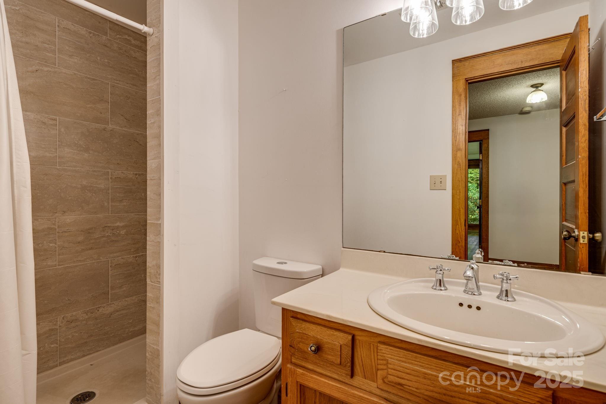 131 Jonadel Court — Lake Lure