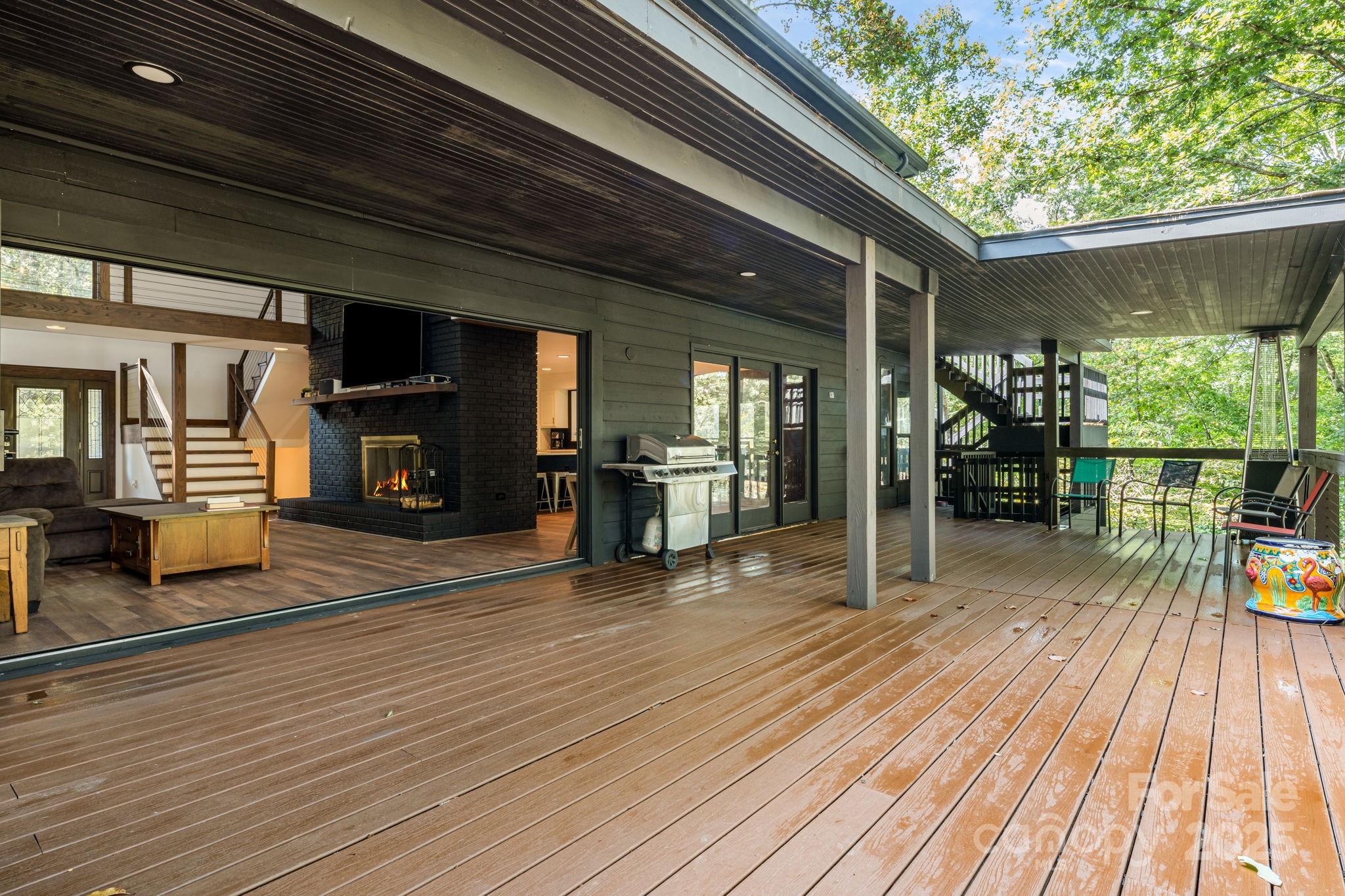 131 Jonadel Court — Lake Lure