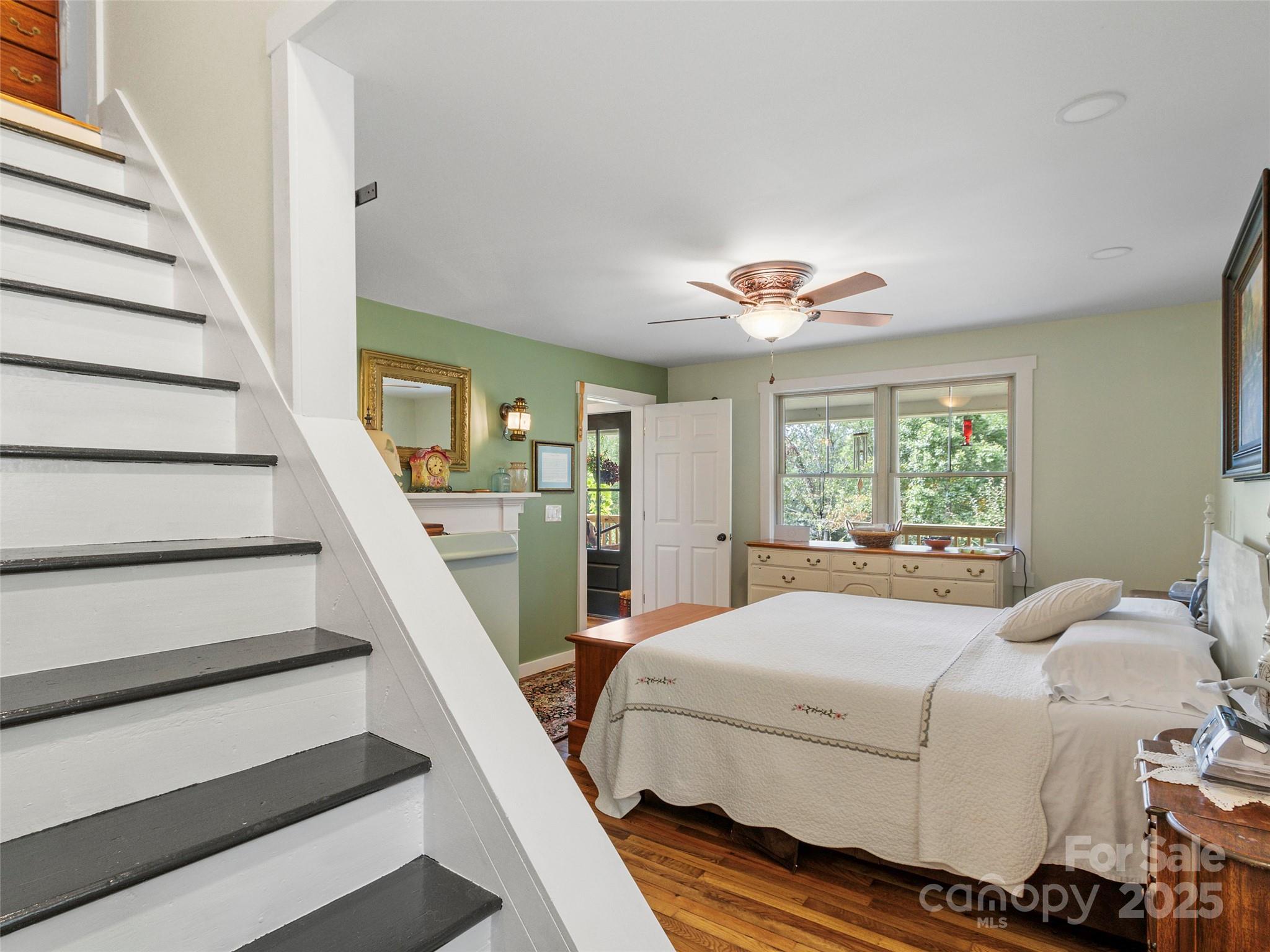 407 Terrell Drive — Bakersville