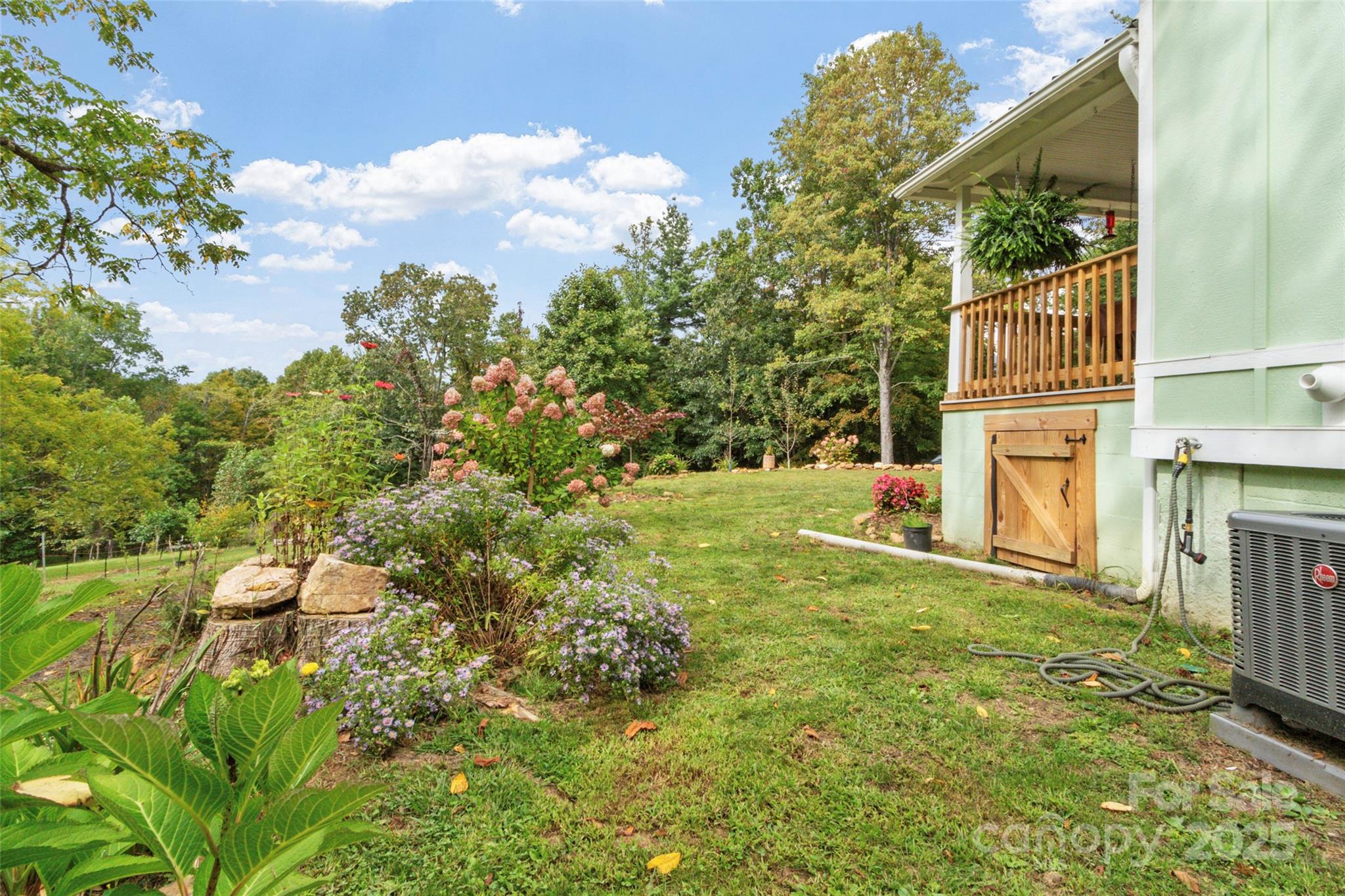 407 Terrell Drive — Bakersville