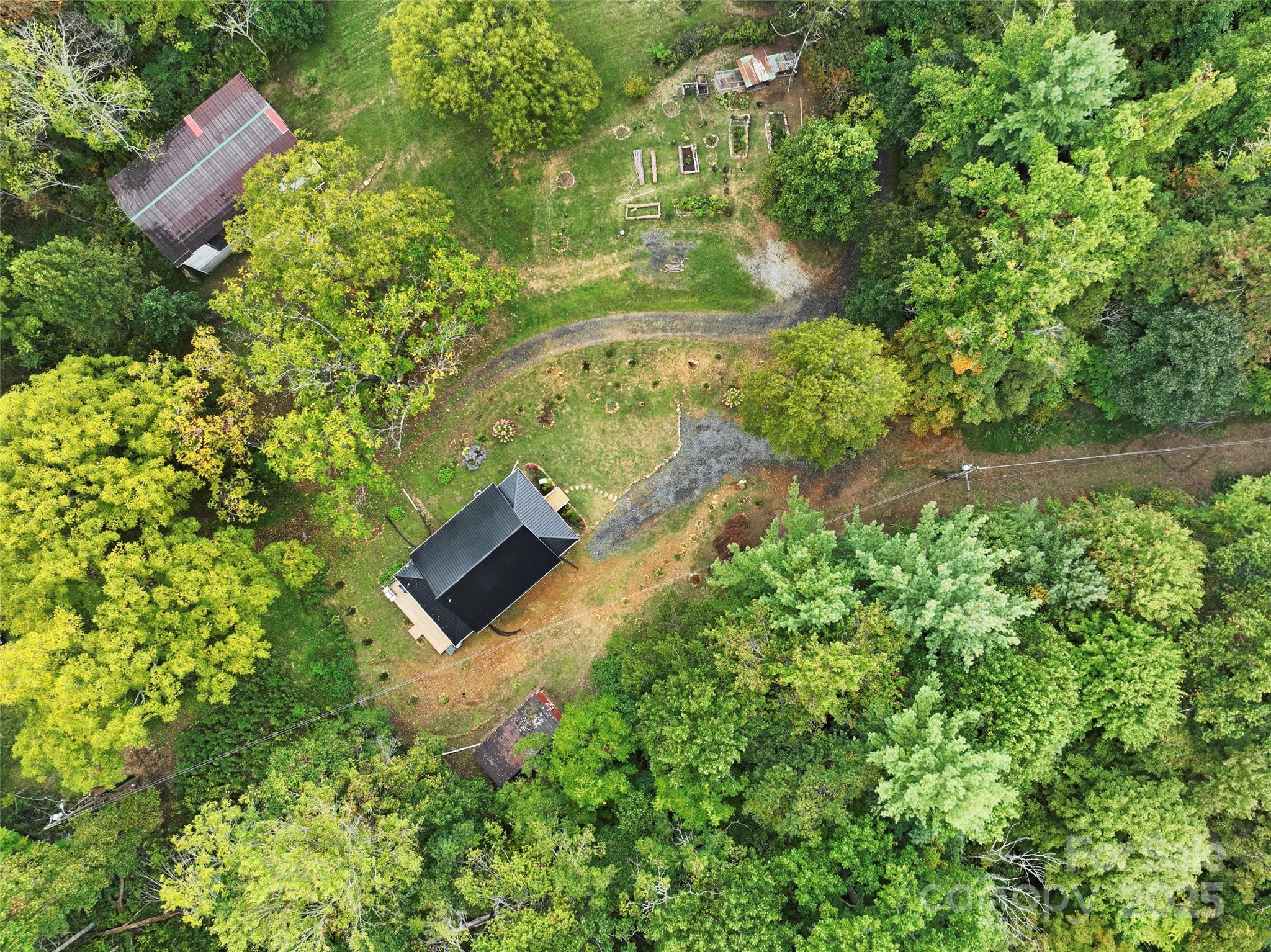 407 Terrell Drive — Bakersville