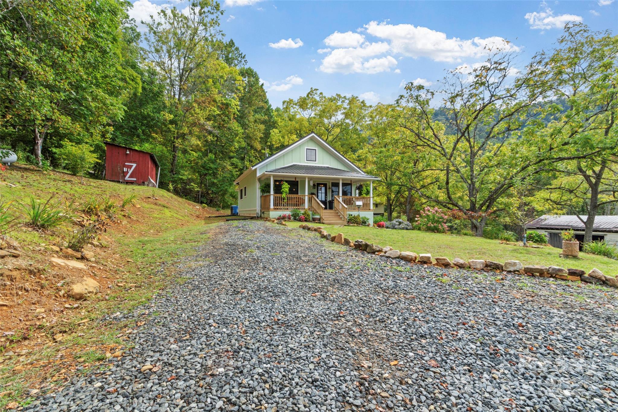 407 Terrell Drive — Bakersville