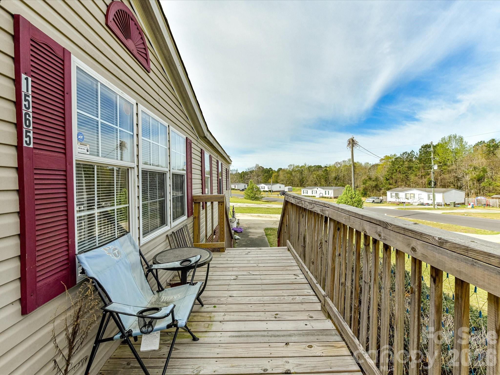 1565 Foxbrook Circle — Lancaster