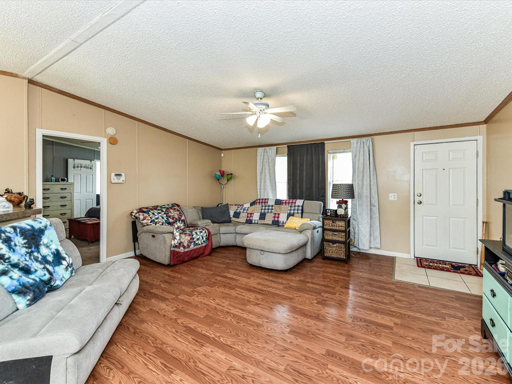 1565 Foxbrook Circle — Lancaster