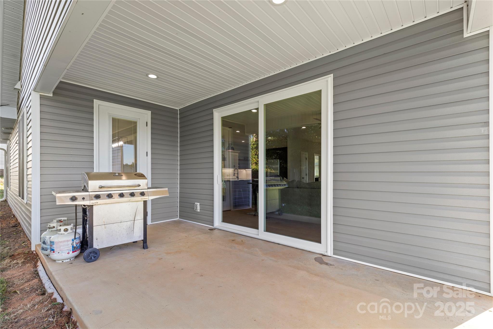 160 Tranquility Lane — Harmony