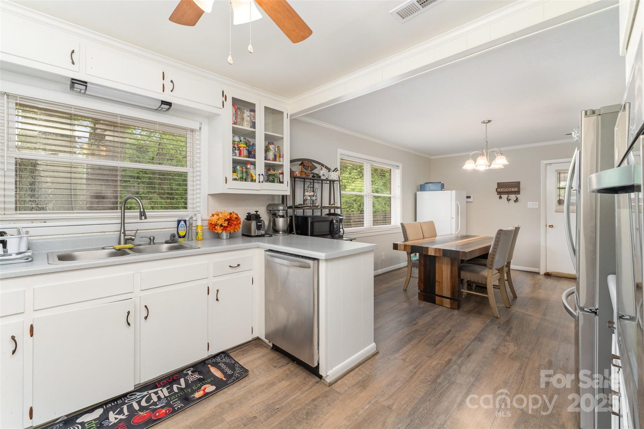 2885 Wright Avenue — Salisbury