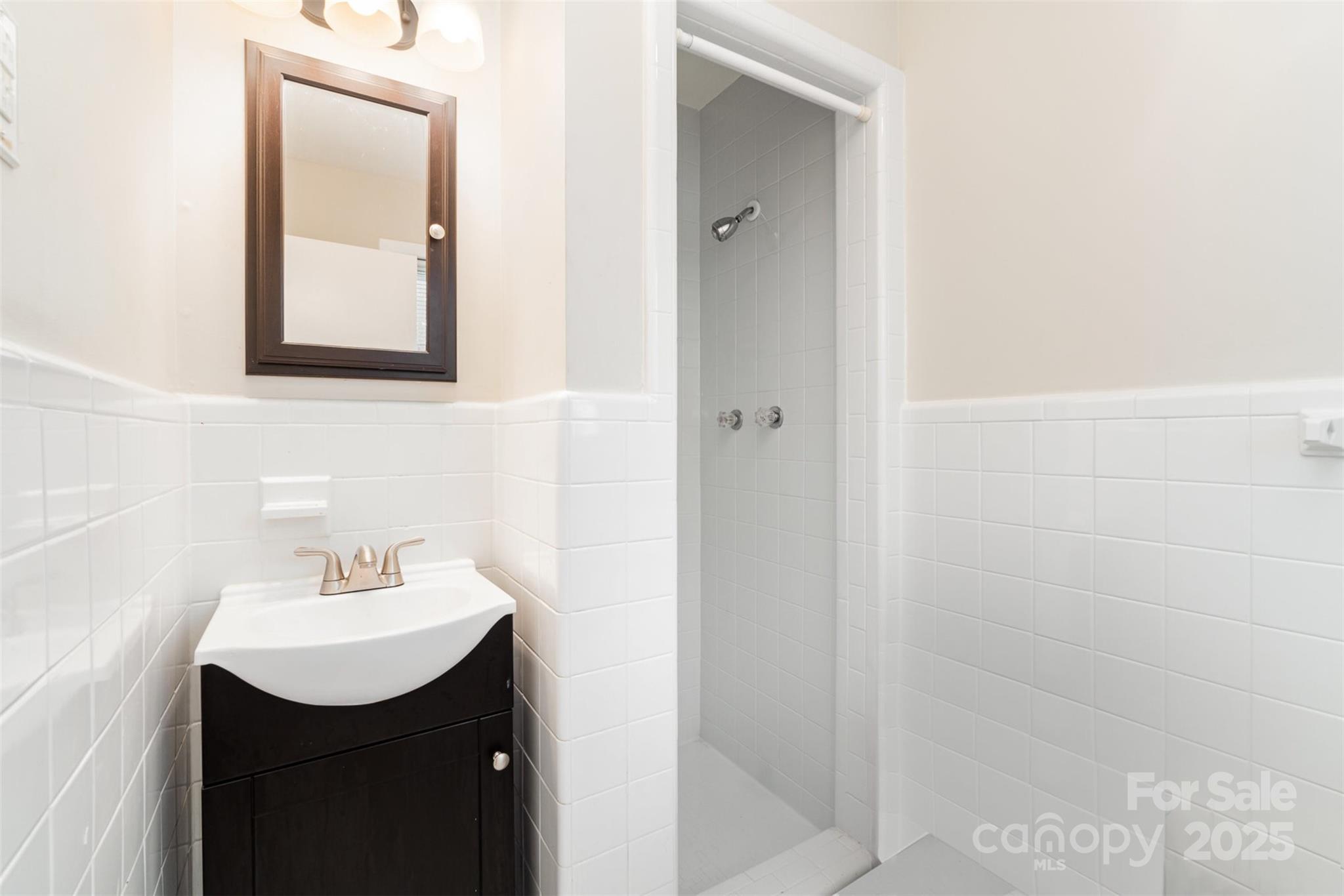 2885 Wright Avenue — Salisbury