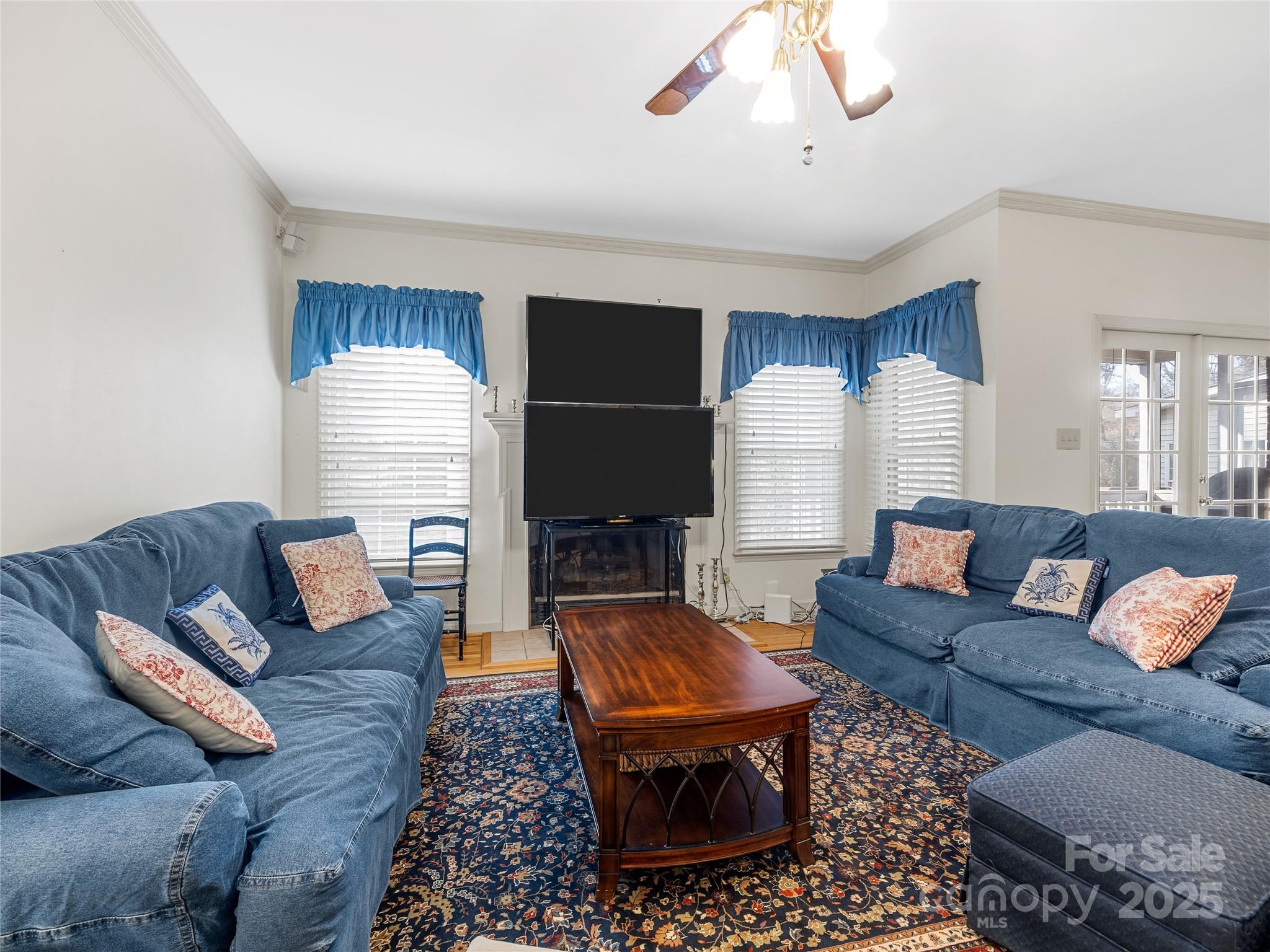1981 Hamptonwood Road — Rock Hill