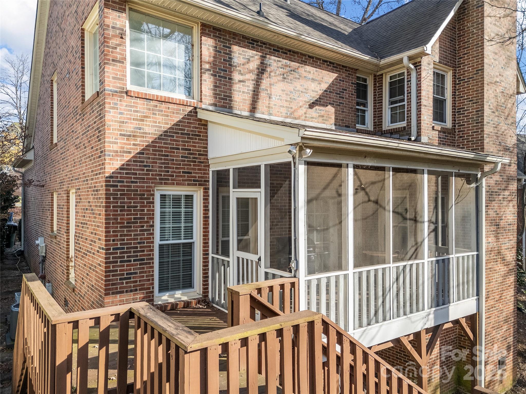 1981 Hamptonwood Road — Rock Hill
