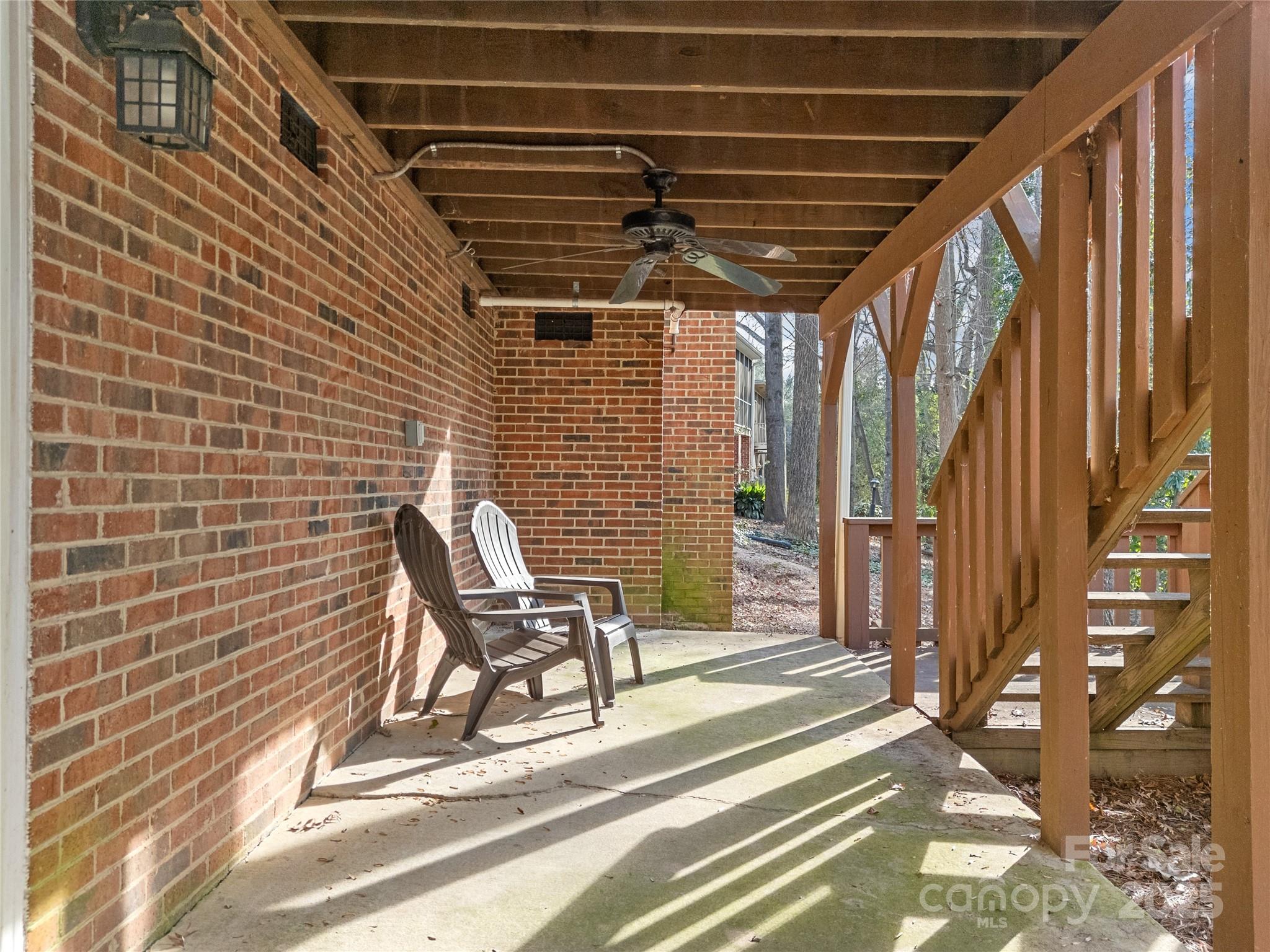 1981 Hamptonwood Road — Rock Hill