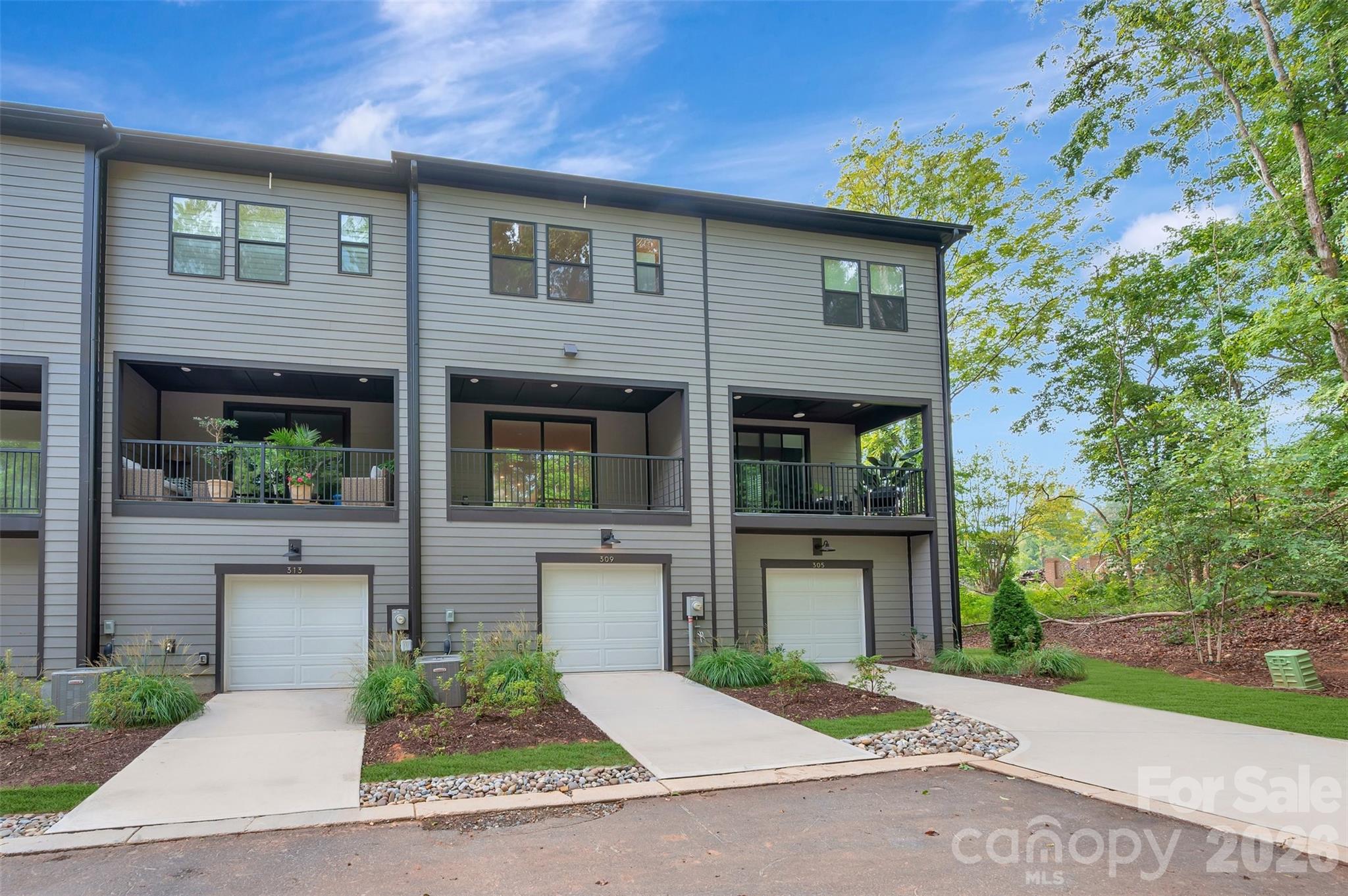 309 Old Town Village Road — Waxhaw