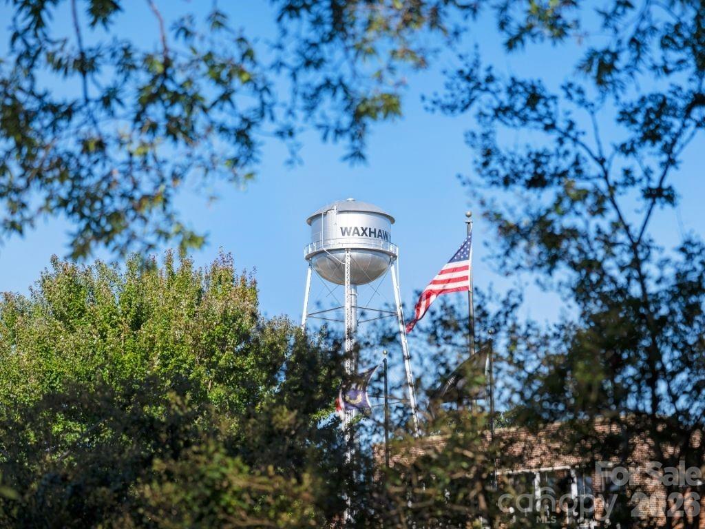 309 Old Town Village Road — Waxhaw