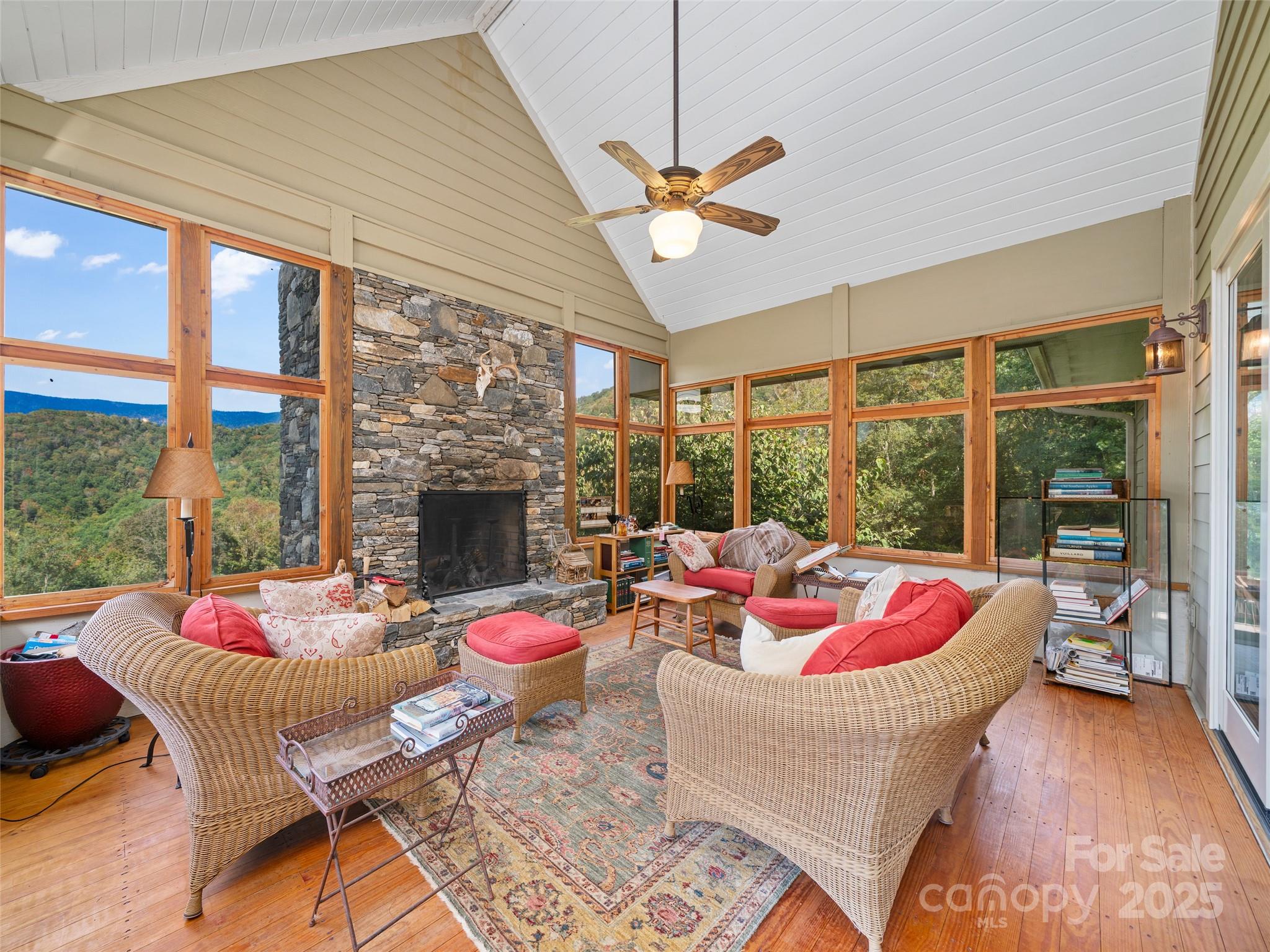 1992 Green Creek Road — Bakersville
