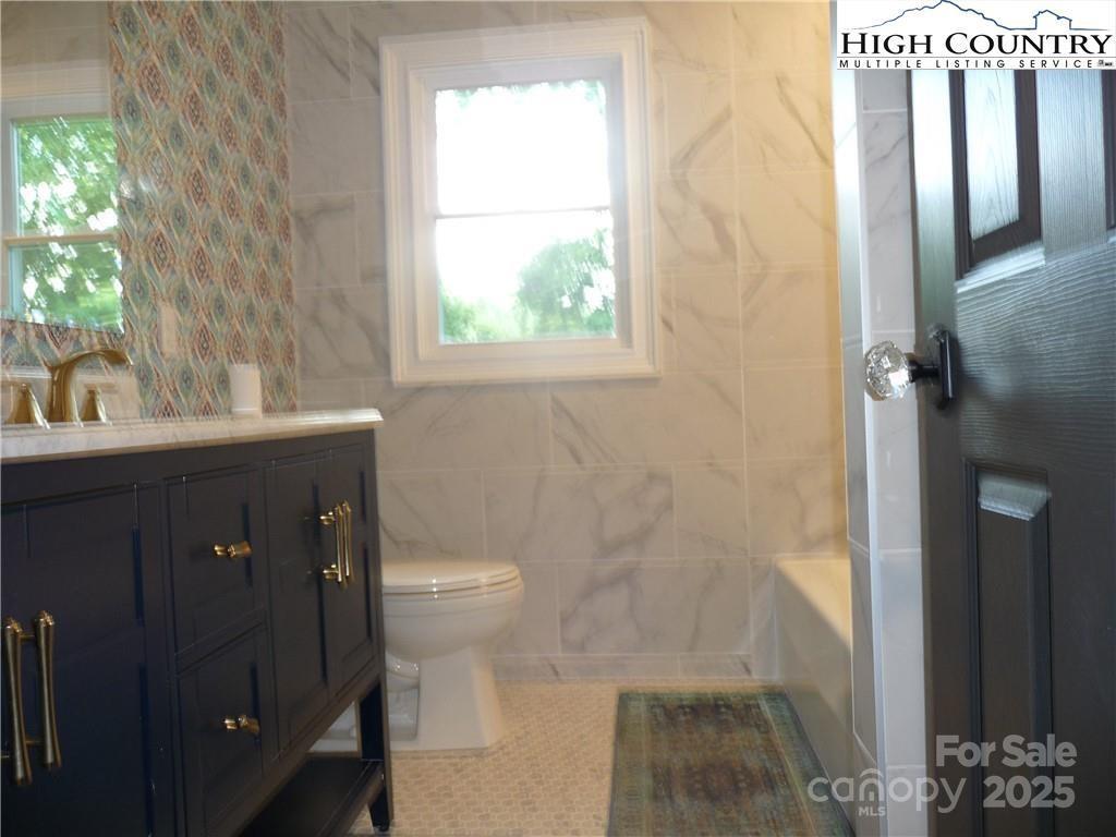 384 New River Heights #12 — Boone