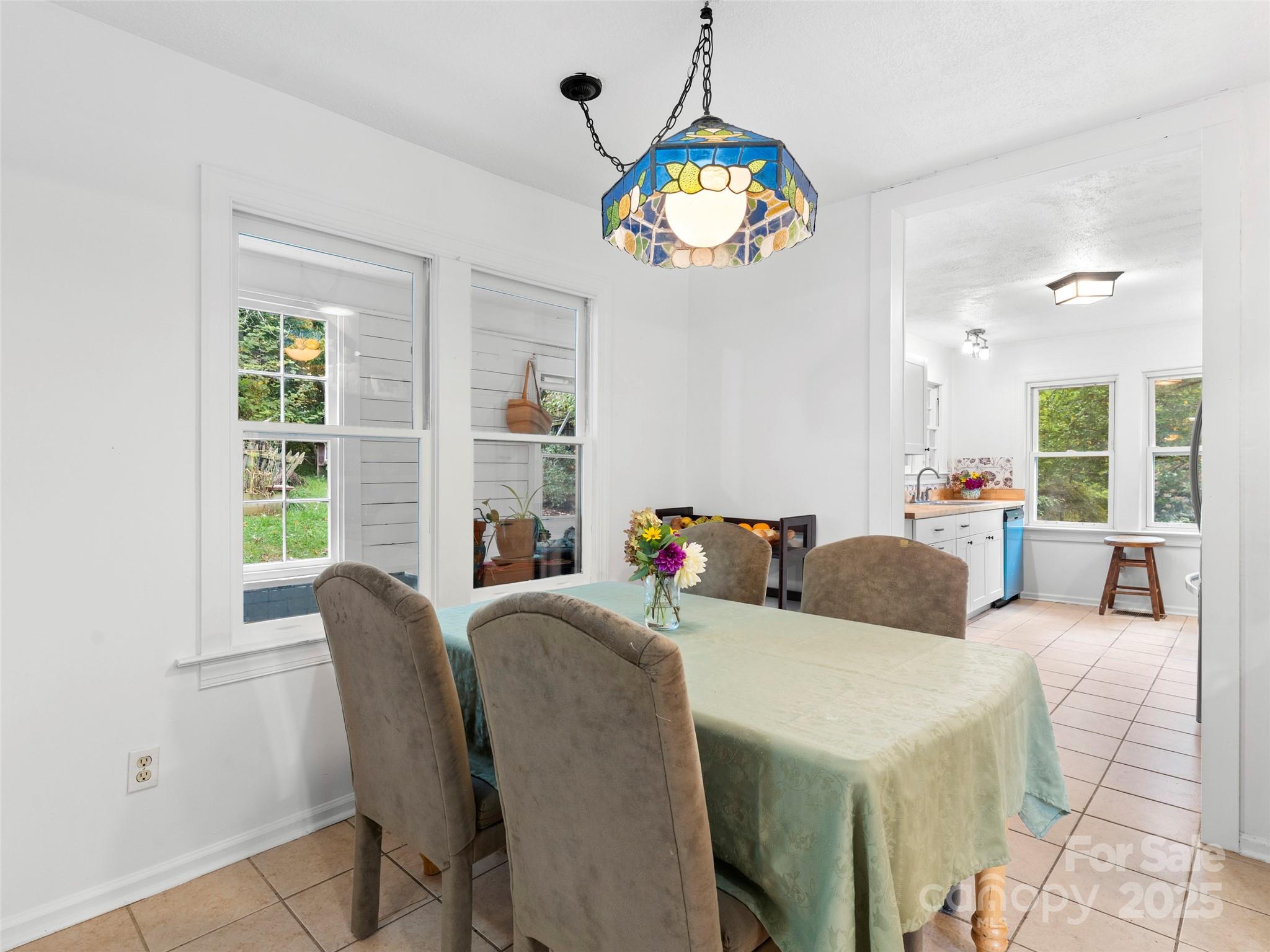 27 Barkn Cove — Canton