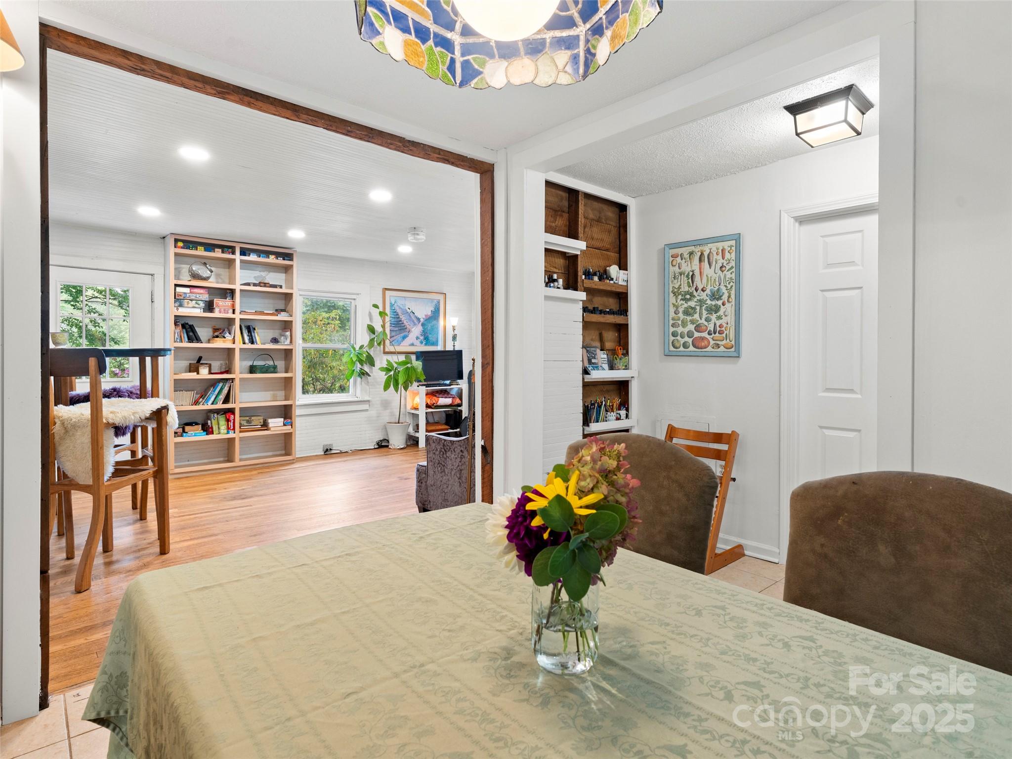 27 Barkn Cove — Canton