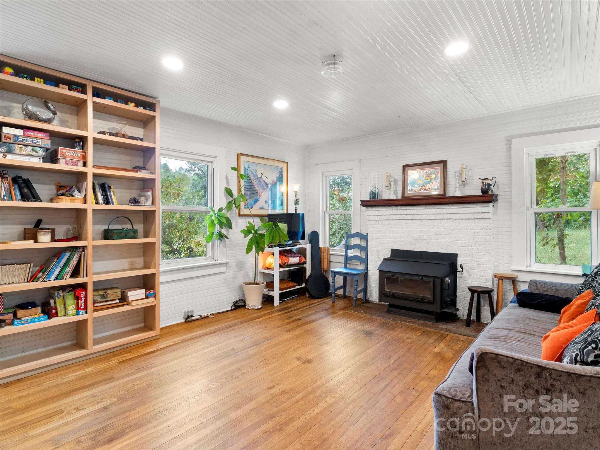 27 Barkn Cove — Canton